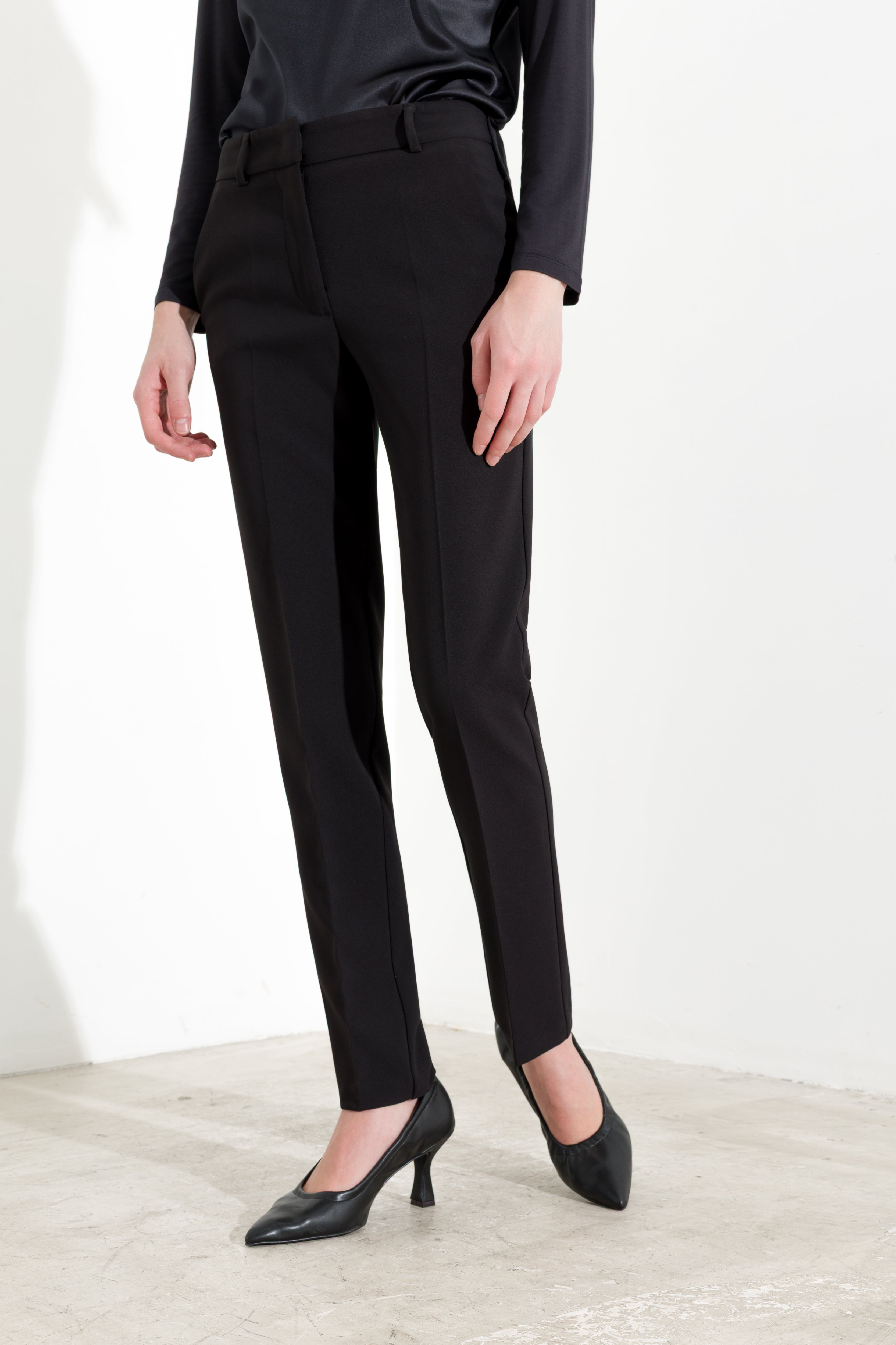 Pantalone dritto a sigaretta