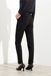 Pantalone dritto a sigaretta