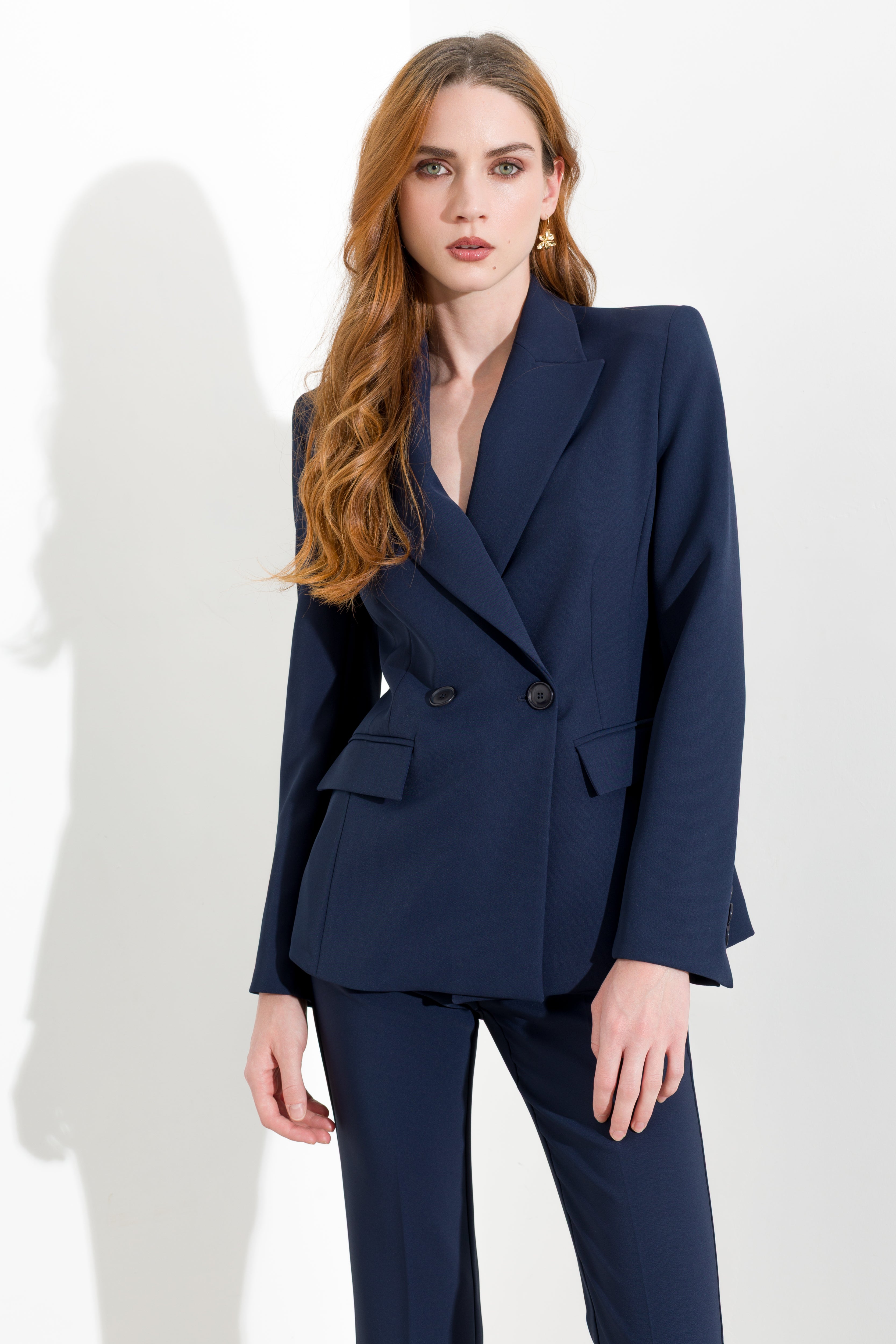 Blazer doppiopetto con revers a lancia