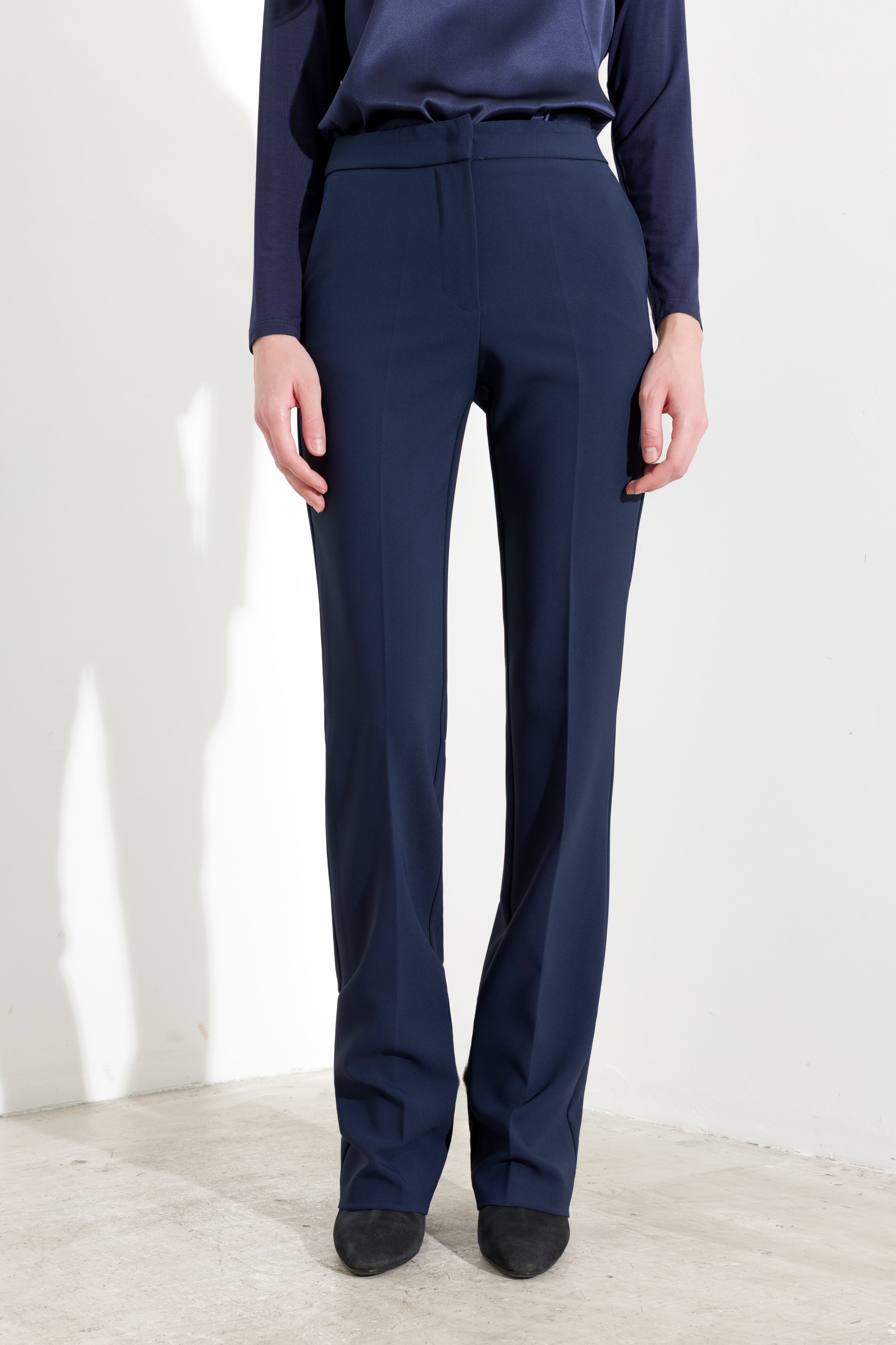 Pantaloni flare a vita alta