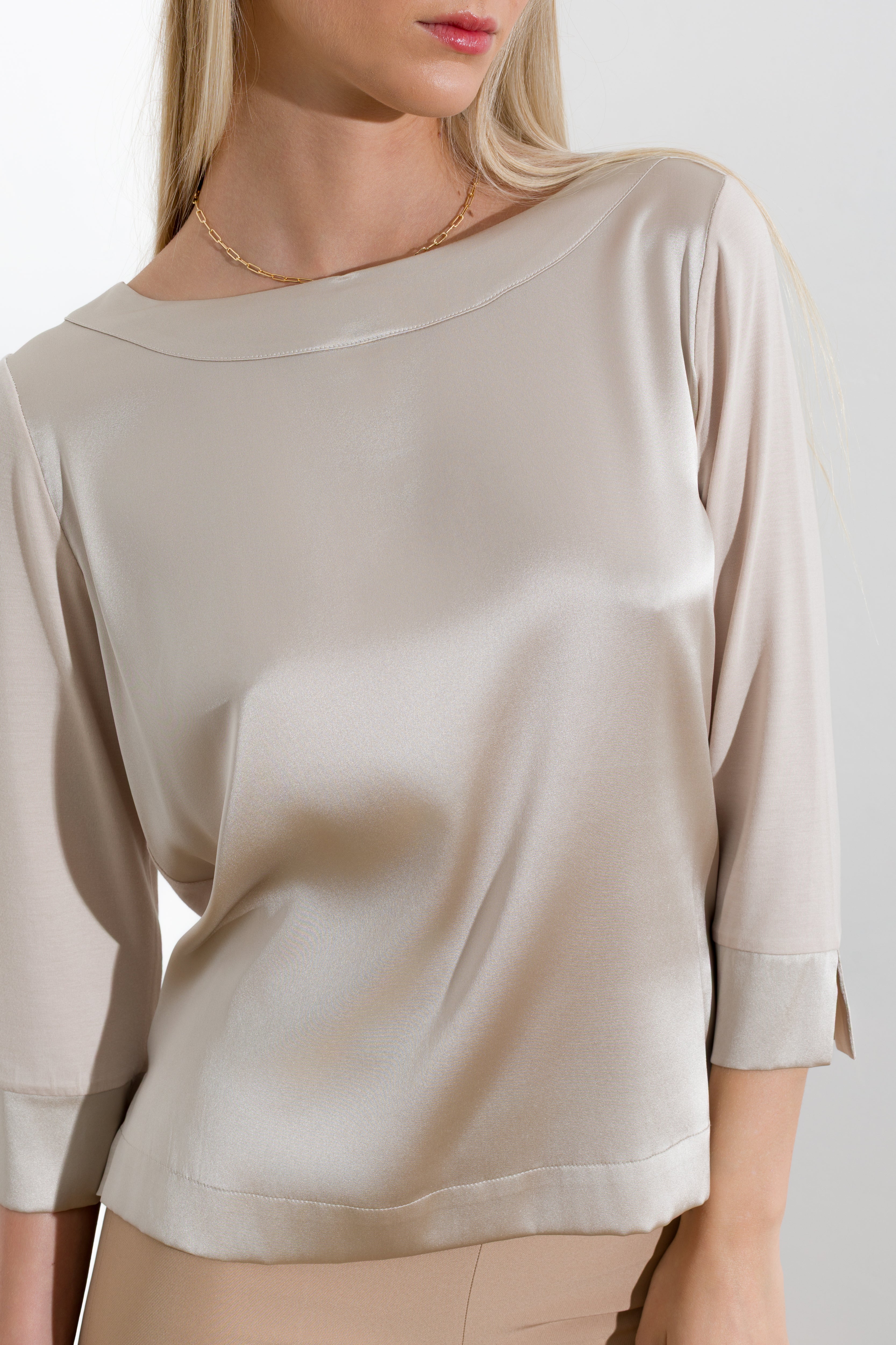 Blusa in seta viscosa