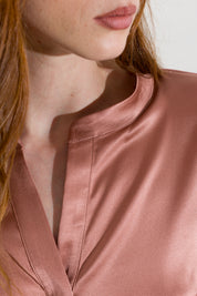 Maglia serafino fluida