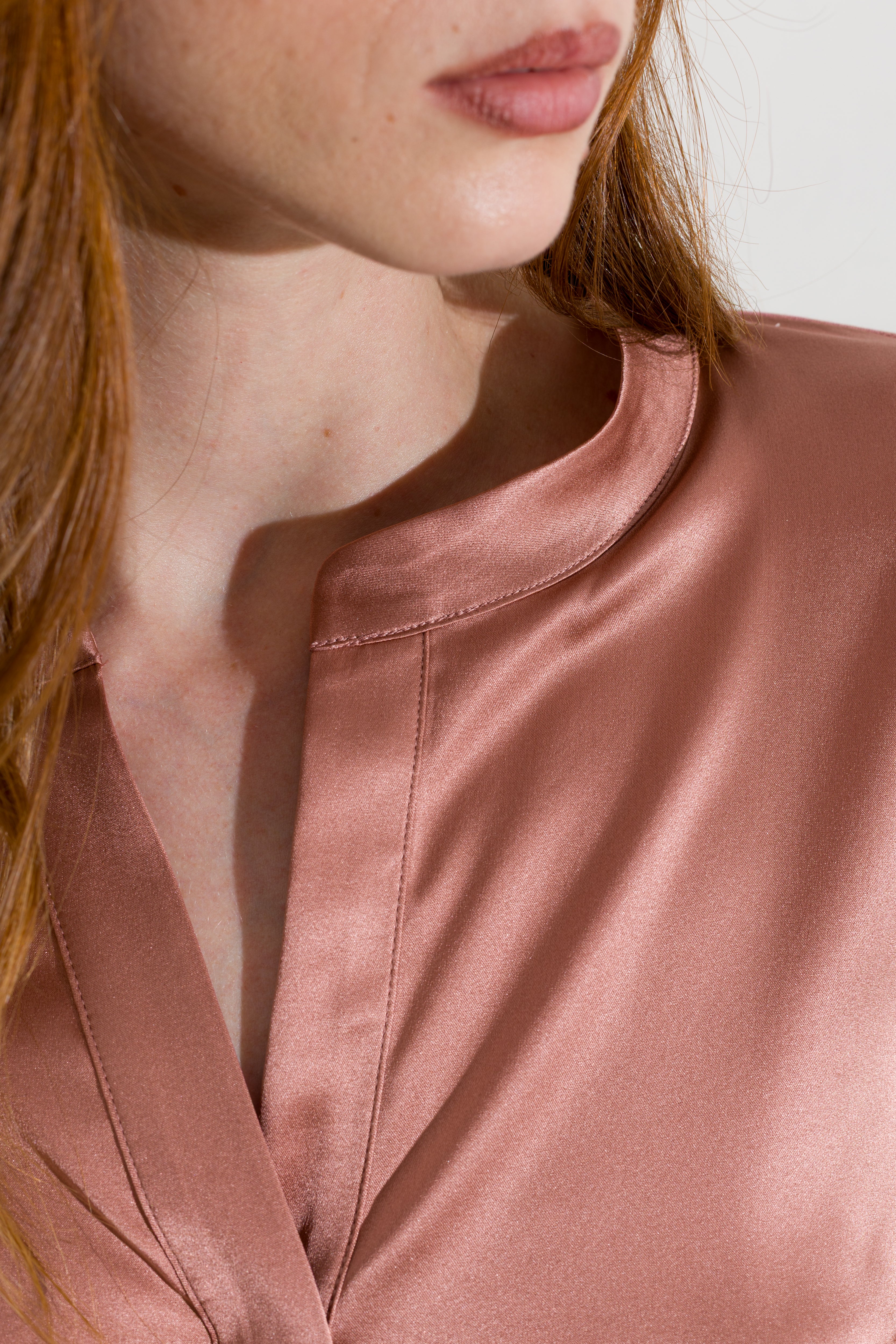 Maglia serafino fluida