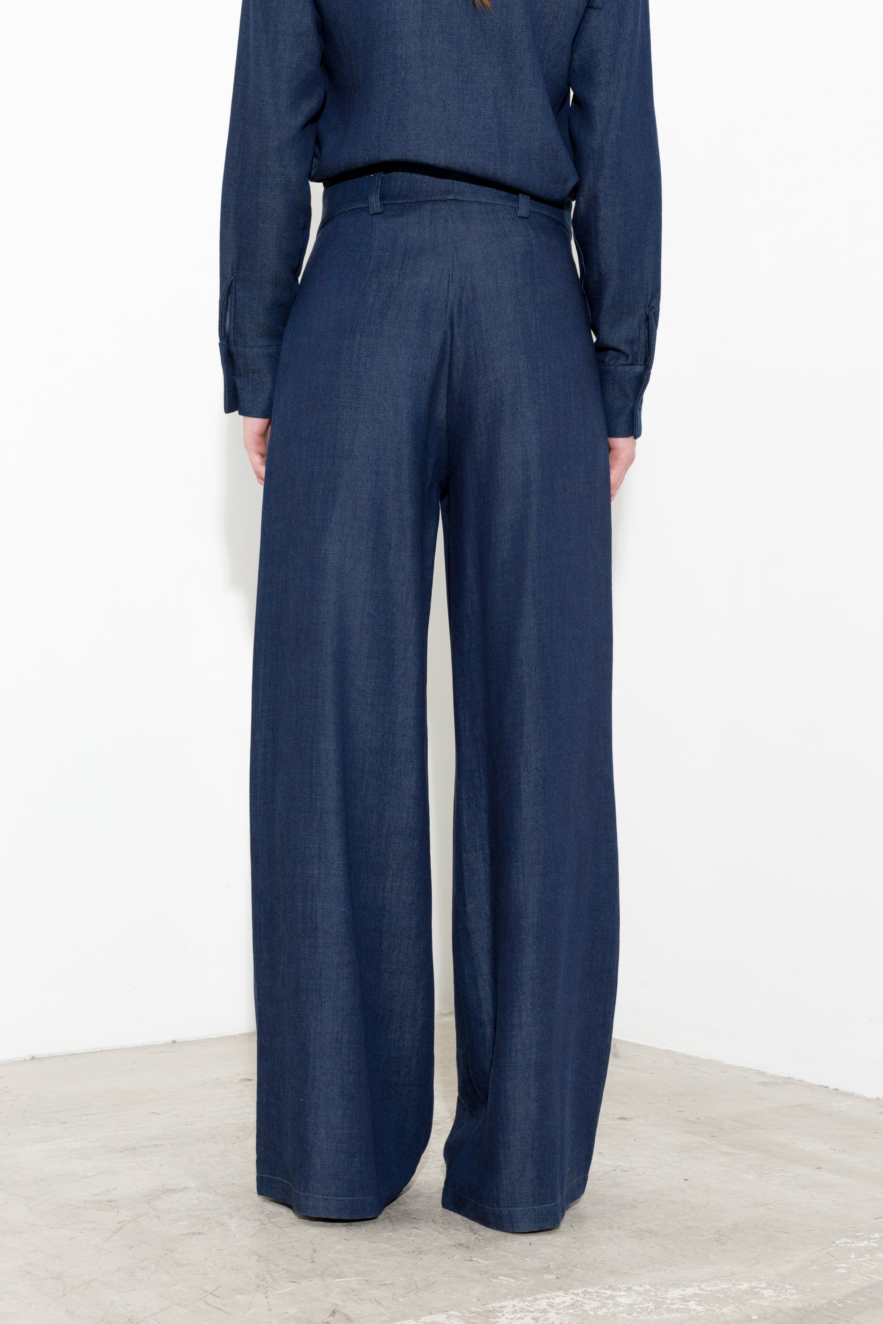 Pantaloni fluido gamba larga in denim