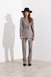 Blazer gessato con cintura