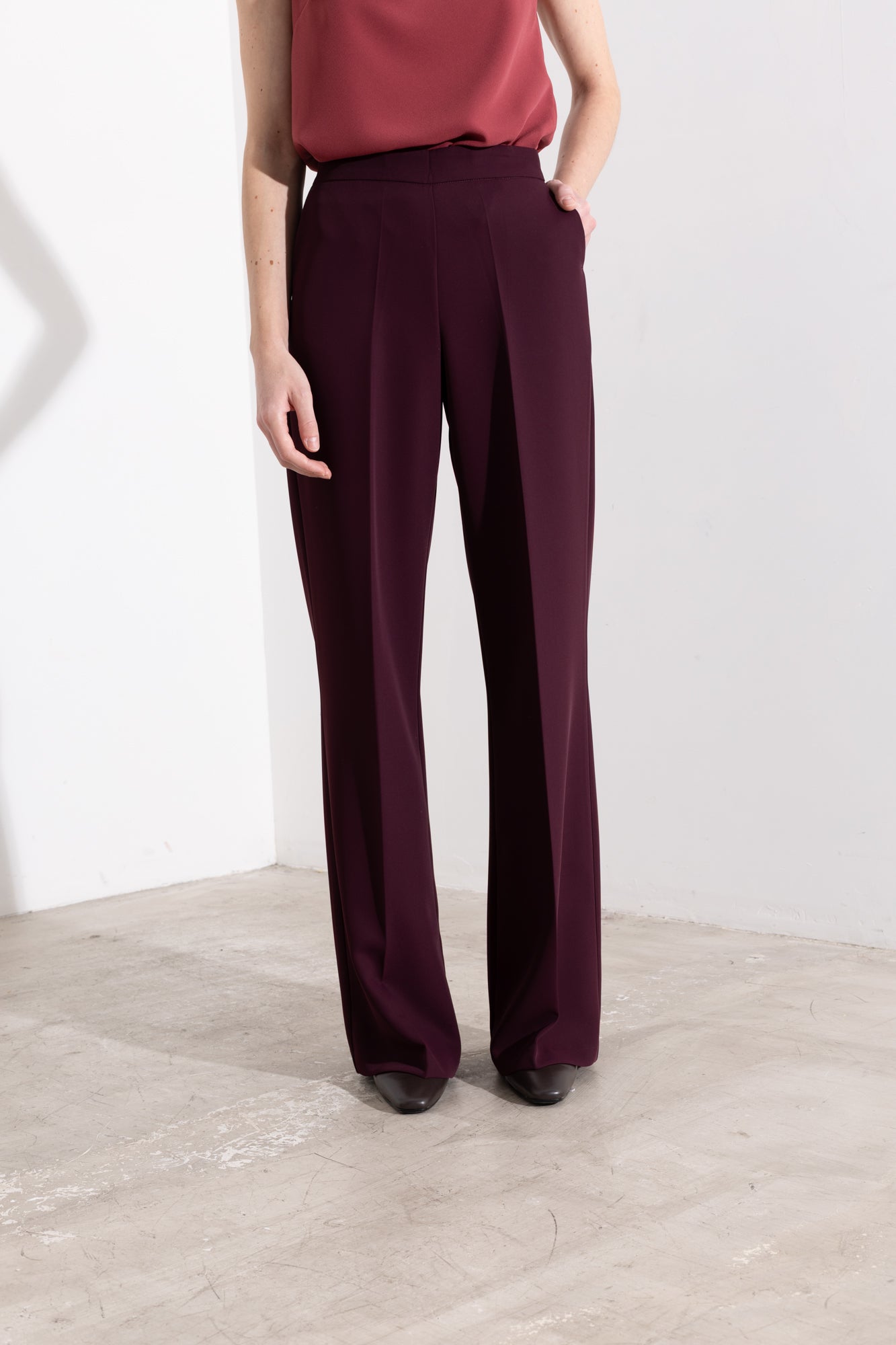 Pantalone a palazzo fluido