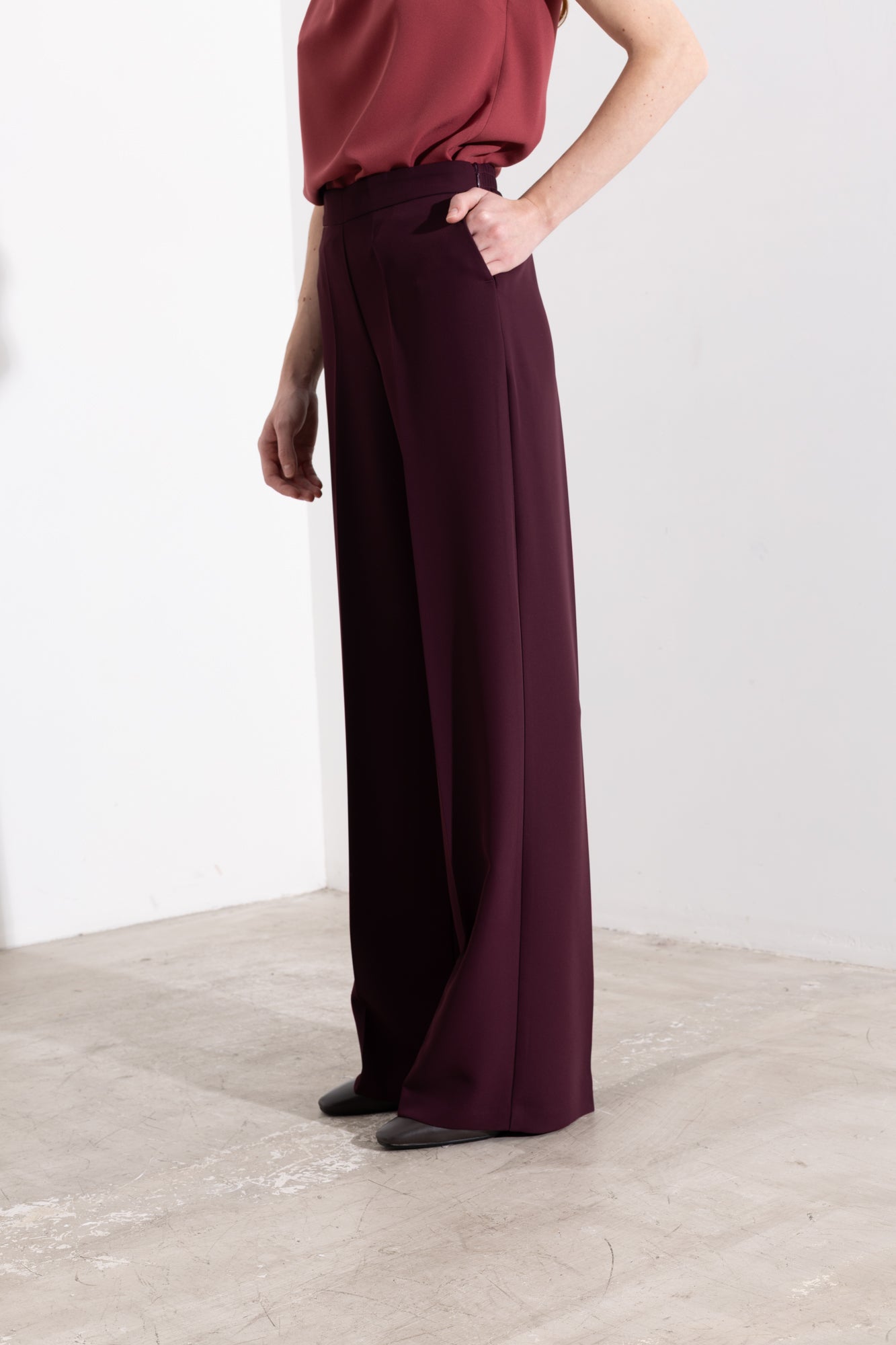 Pantalone a palazzo fluido