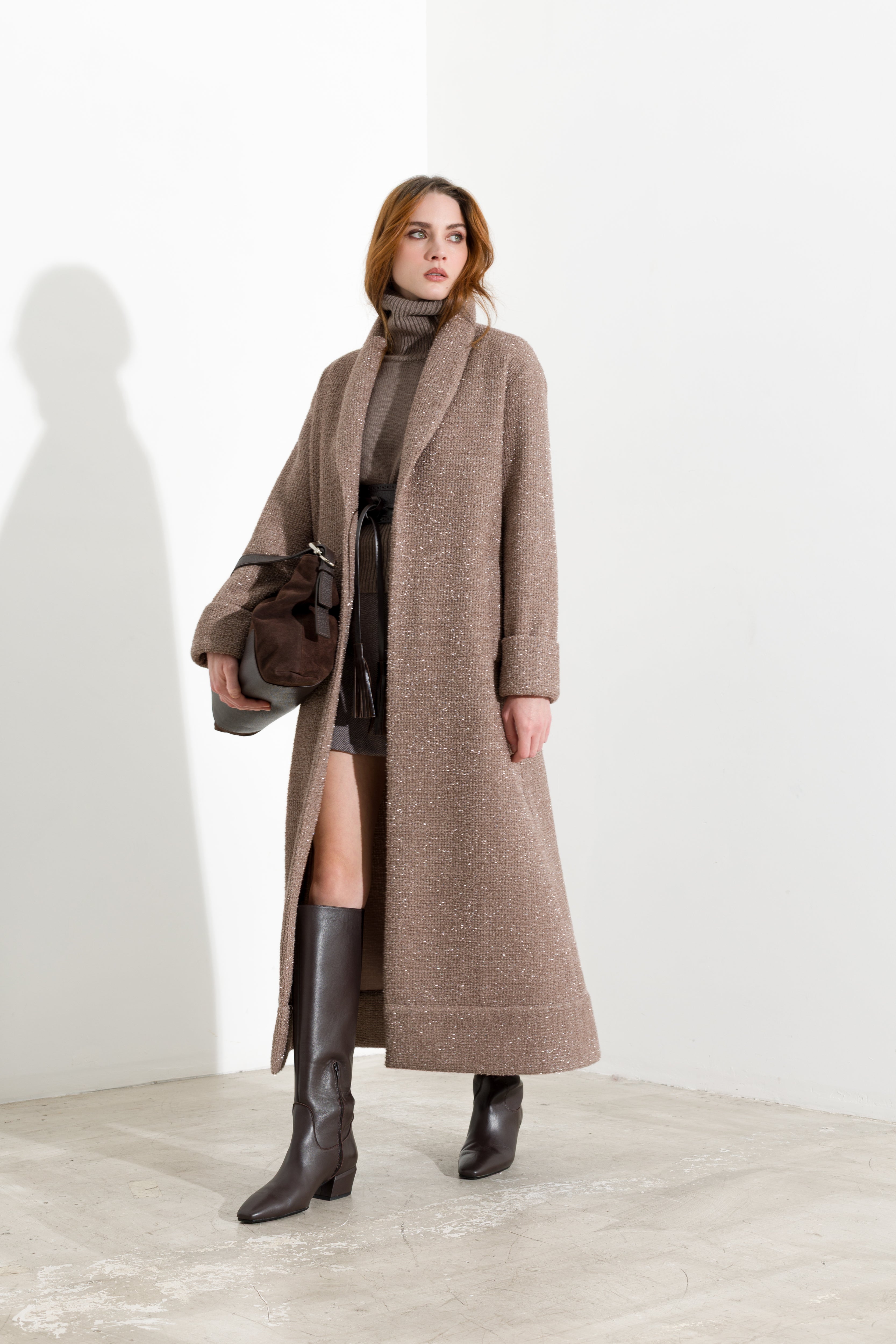 Langer Strickmantel mit Lurex