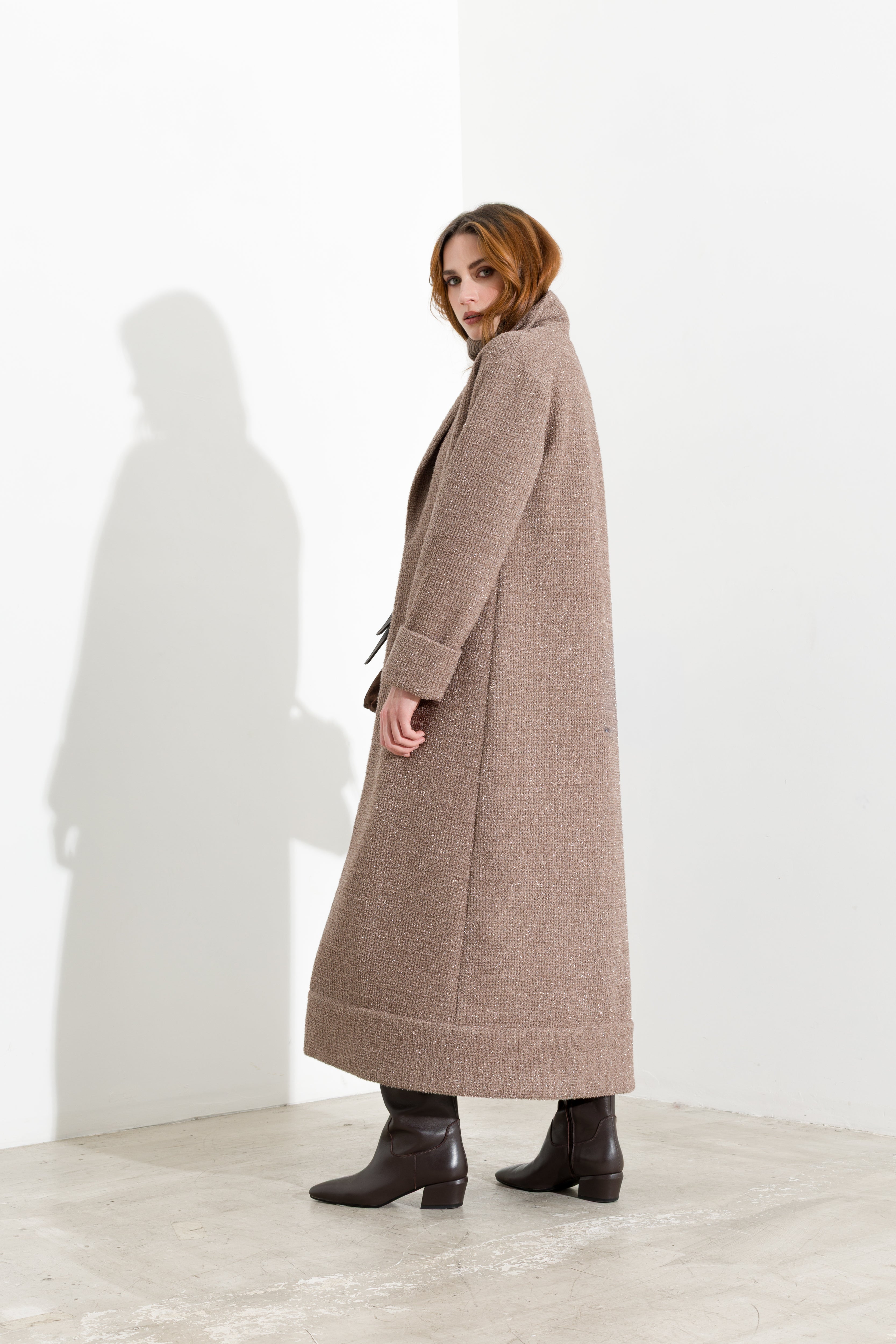 Langer Strickmantel mit Lurex