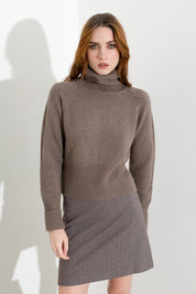 Cropped-Rollkragenpullover mit Raglanärmeln - Friendly Sweater