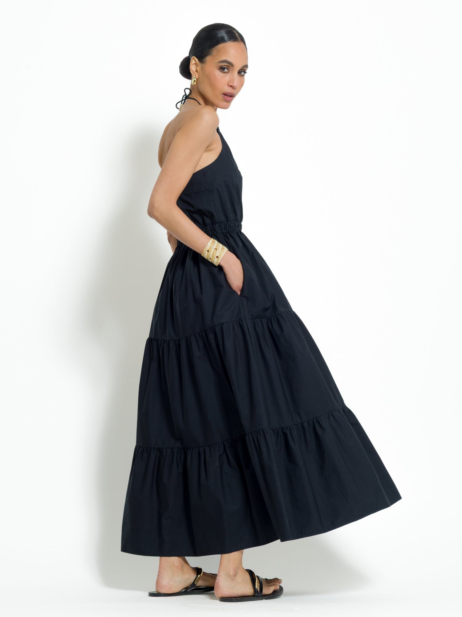 Abito lungo con dettaglio collana | Uncategorized da donna