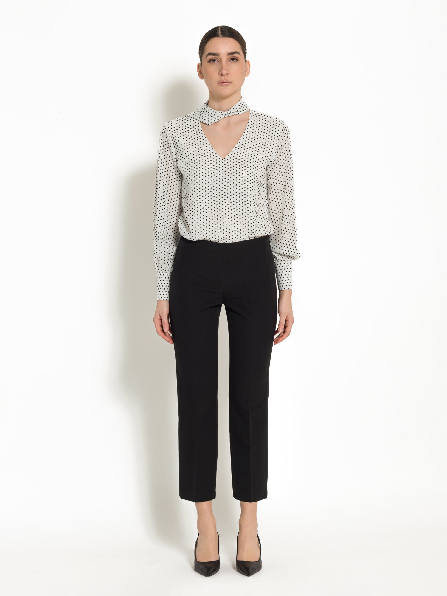 Pantalone in tessuto tecnico diagonale a trombetta | Uncategorized da donna