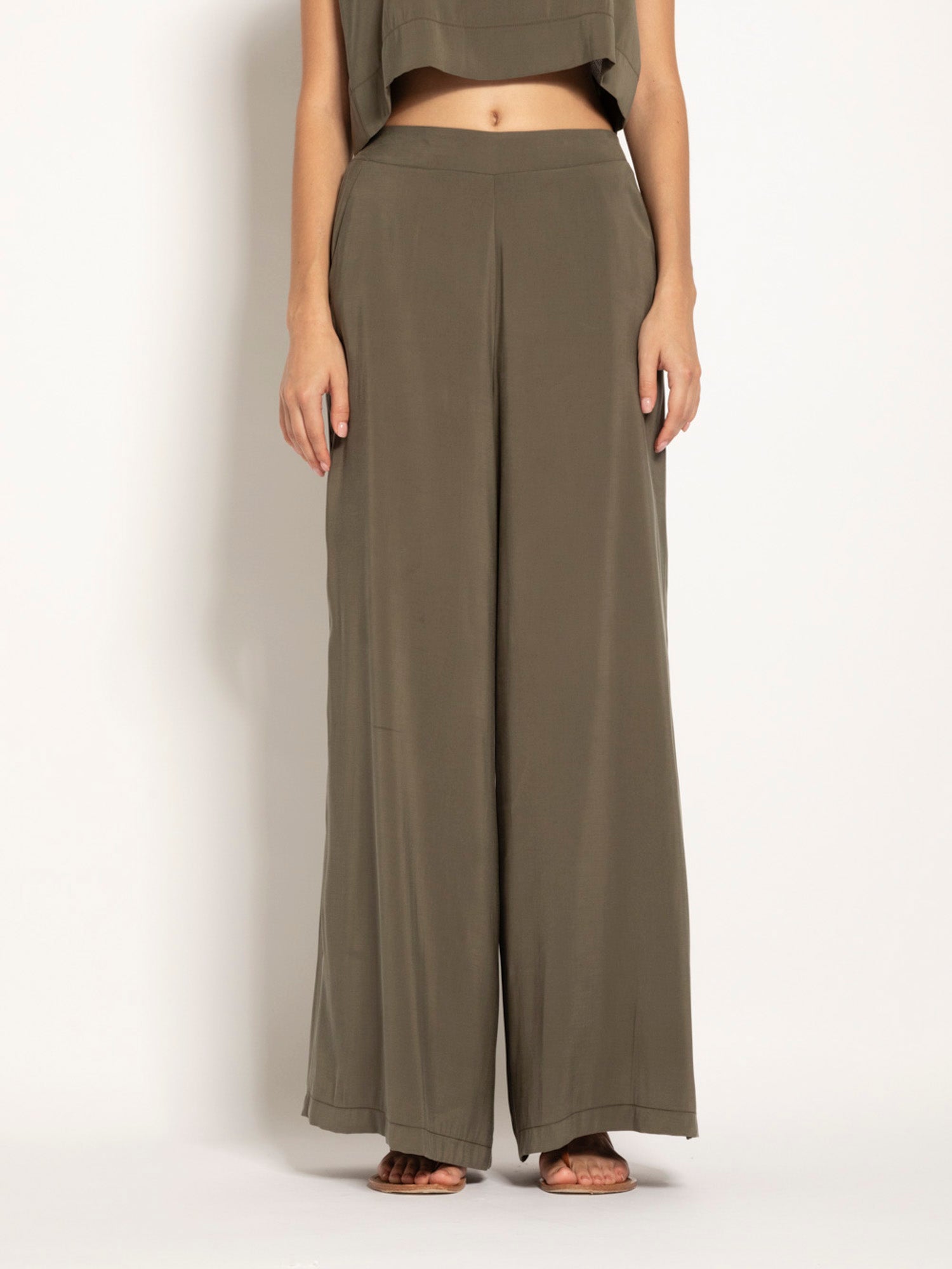 Pantalone fluido gamba larga | Uncategorized da donna