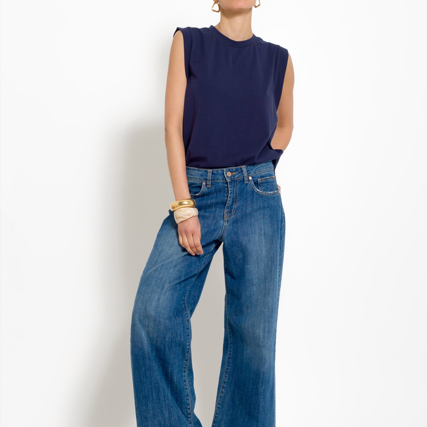 Jeans a palazzo in denim wash - Compagnia Italiana