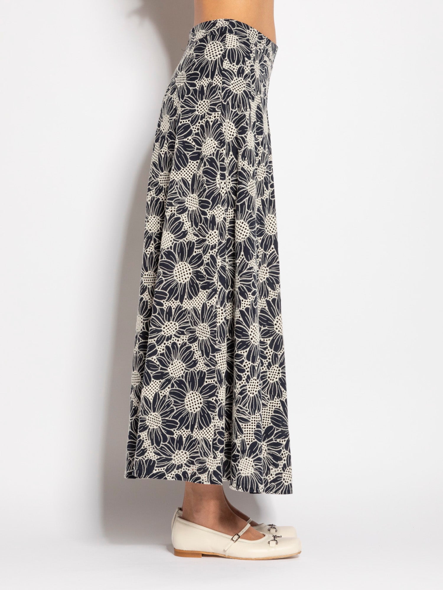 Gonna lunga in cotone ricamato | Uncategorized da donna