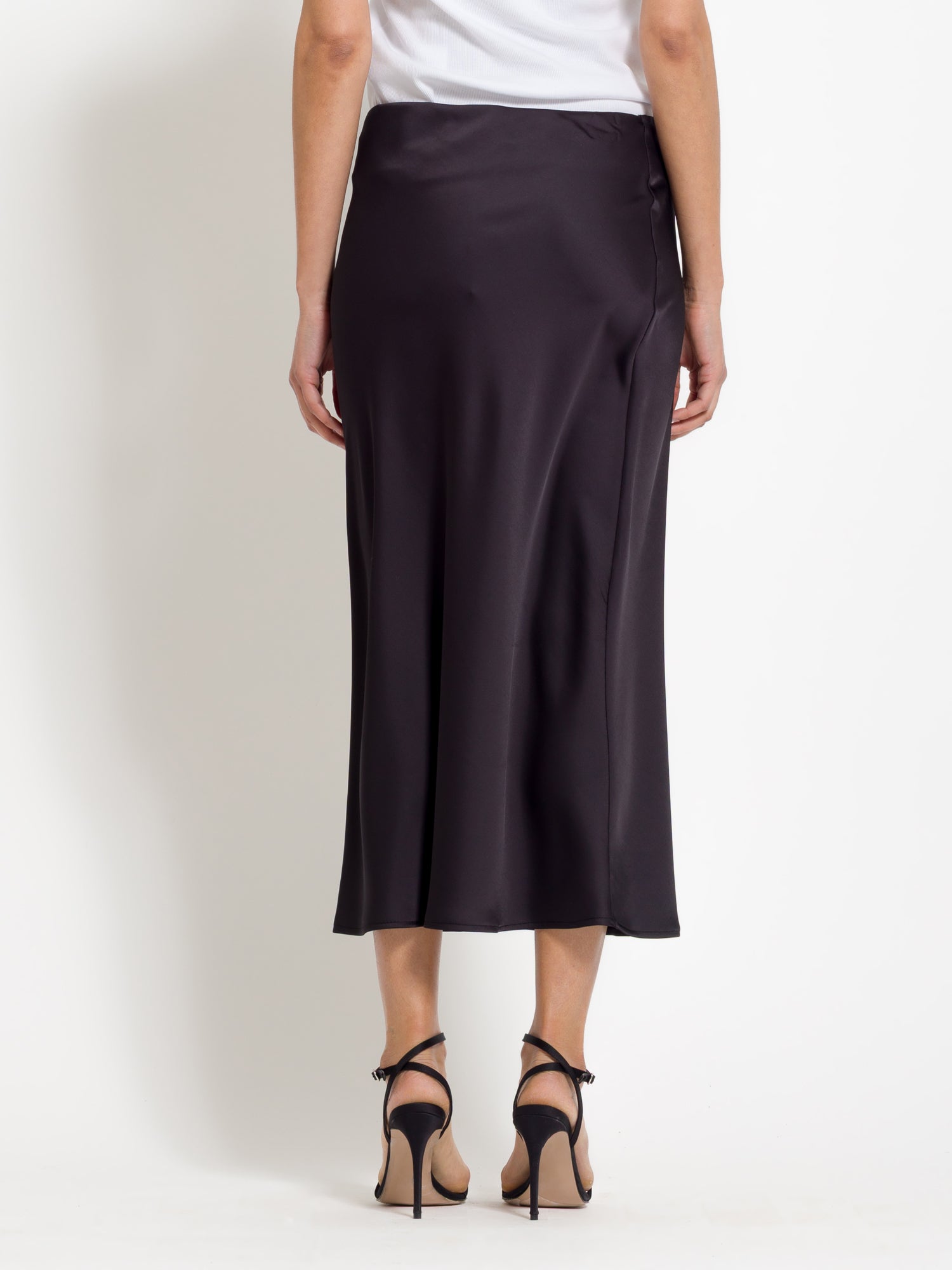 Gonna fluida in envers satin | Uncategorized da donna