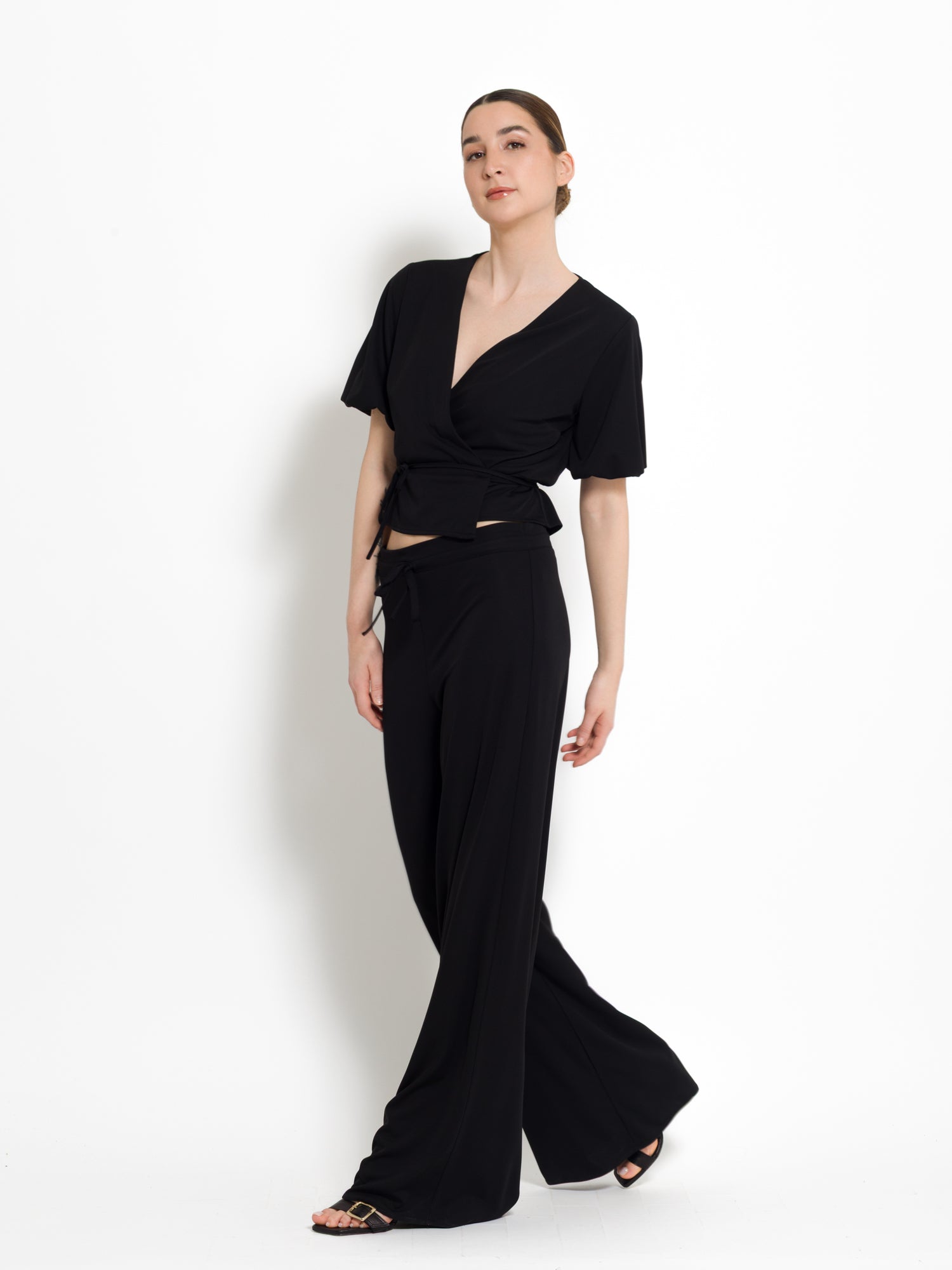 Crop top cache coeur | Uncategorized da donna