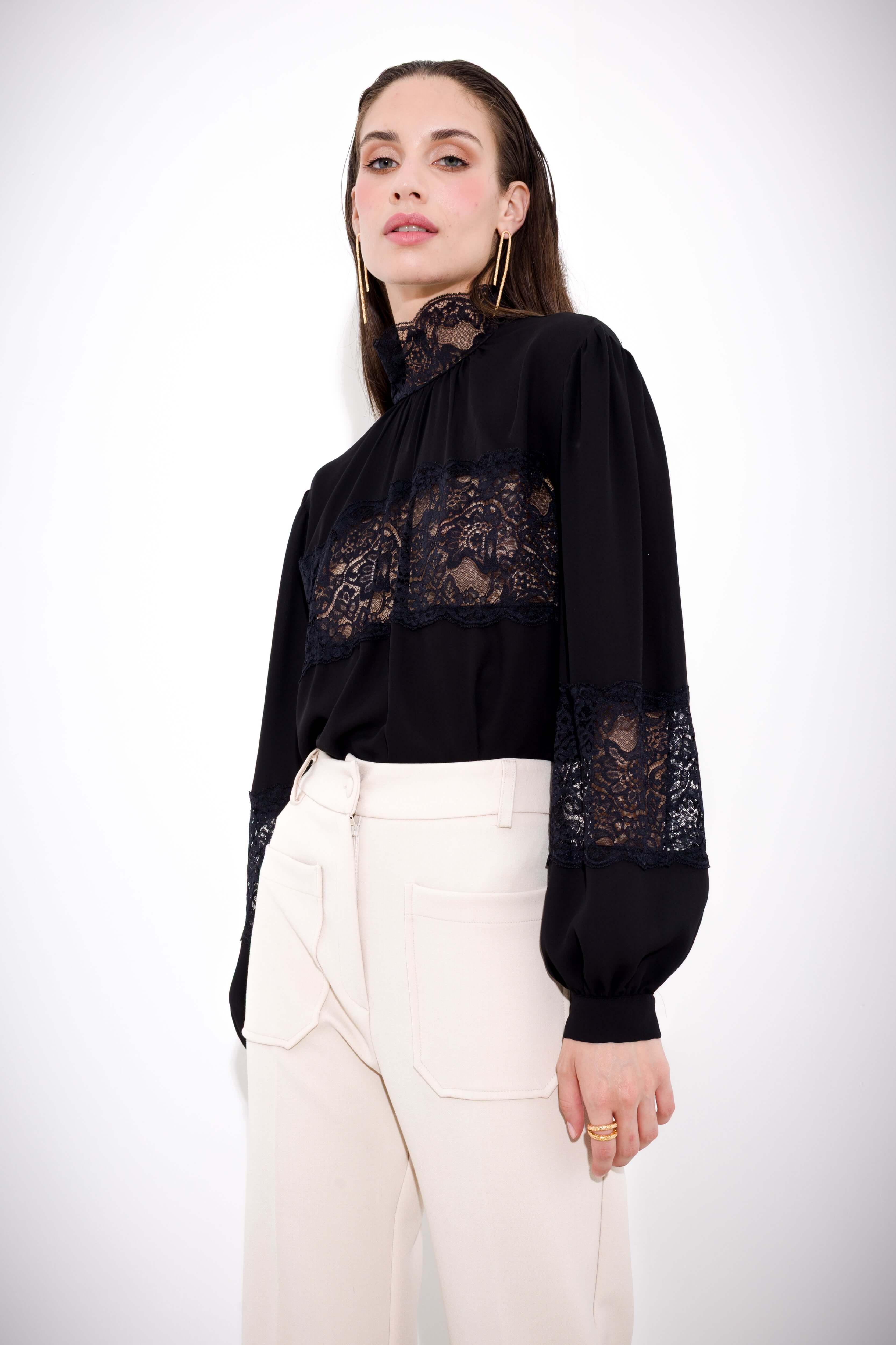 Camicia in georgette con pizzo - Compagnia Italiana