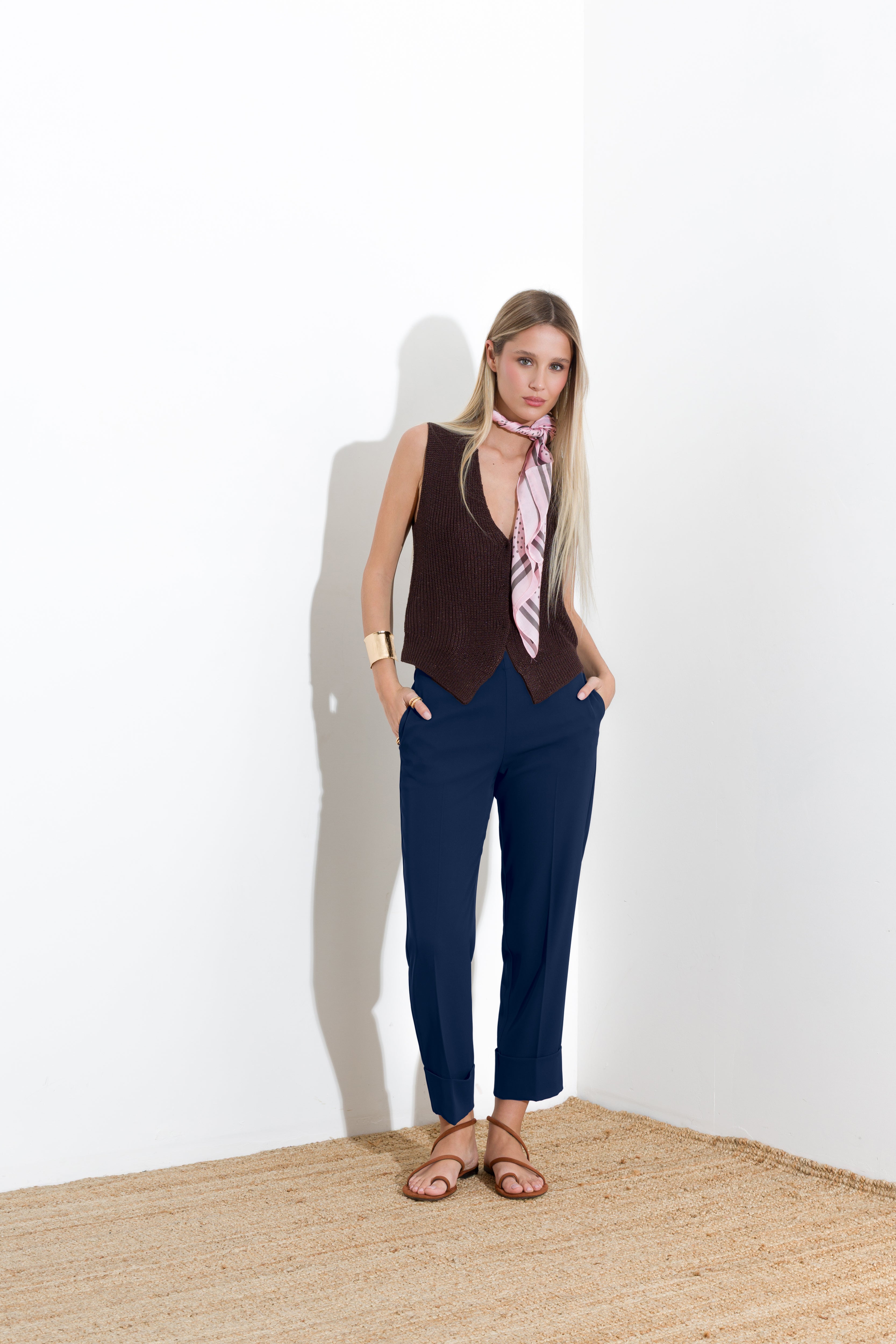 Pantalone con risvolto