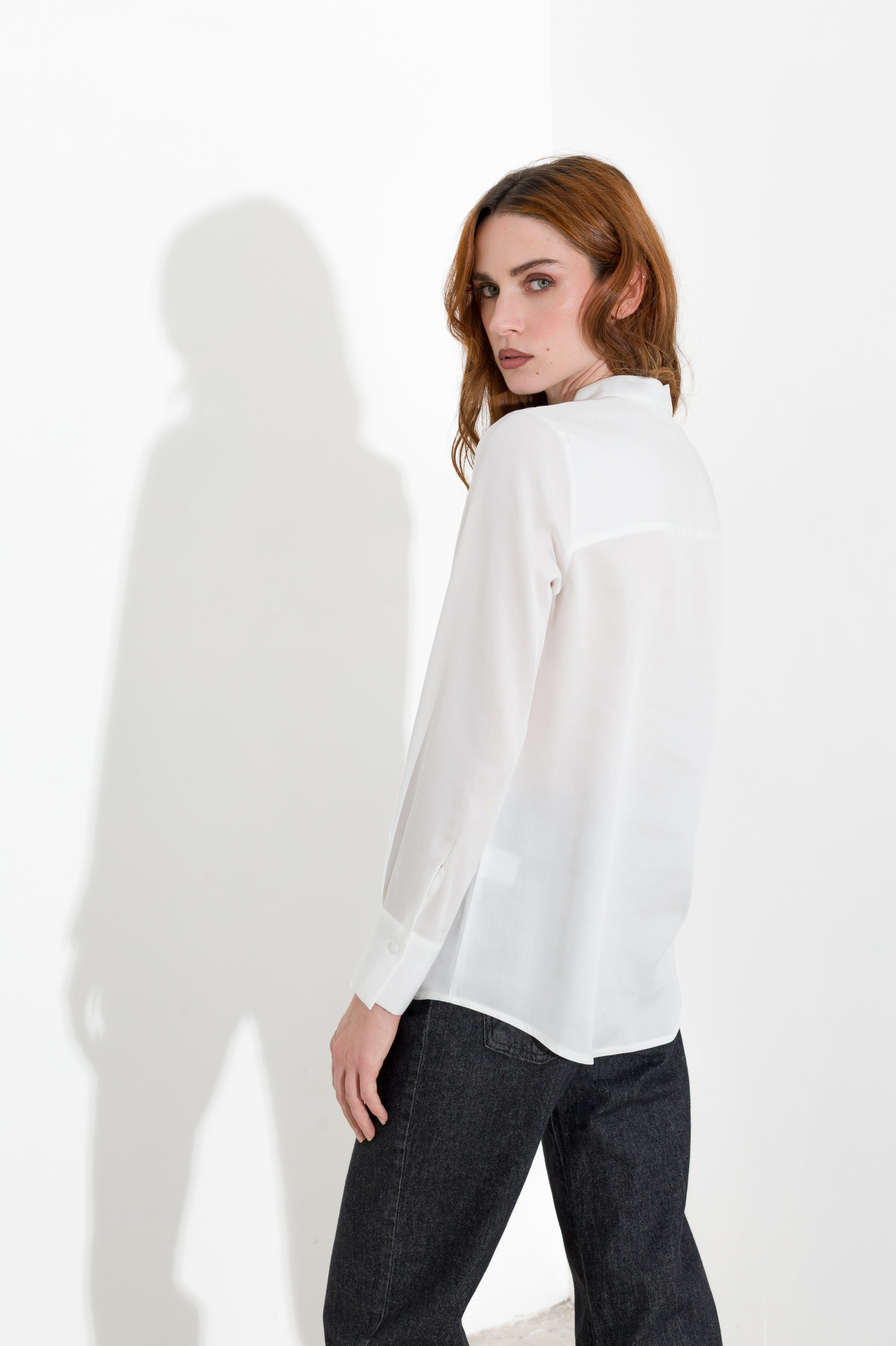 Camicia con collo alla coreana in lyocell