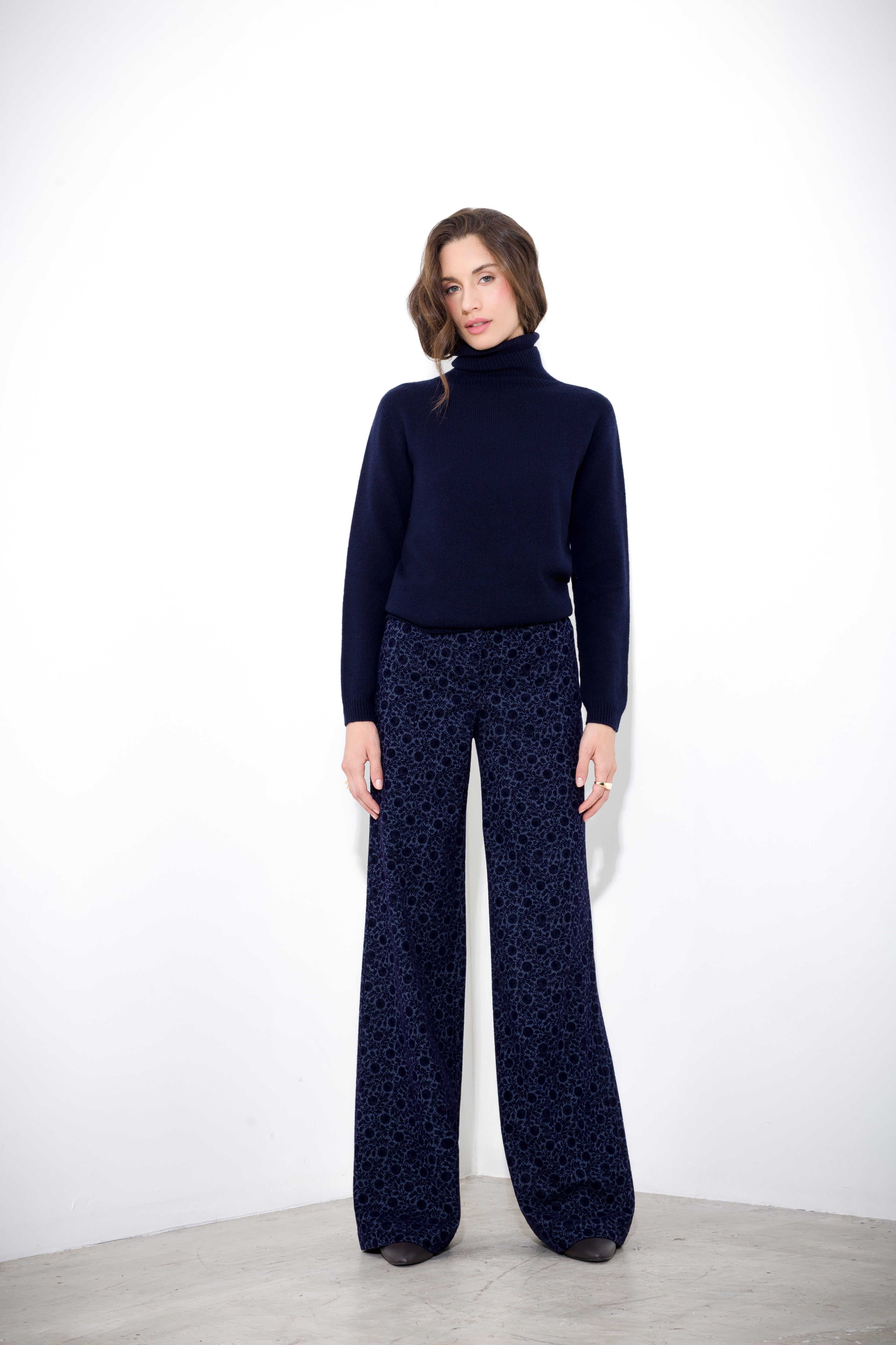 -C256-607_NAVY BLUE