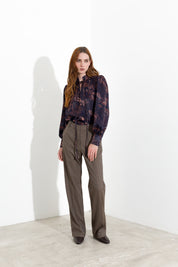Blusa con scollo a goccia