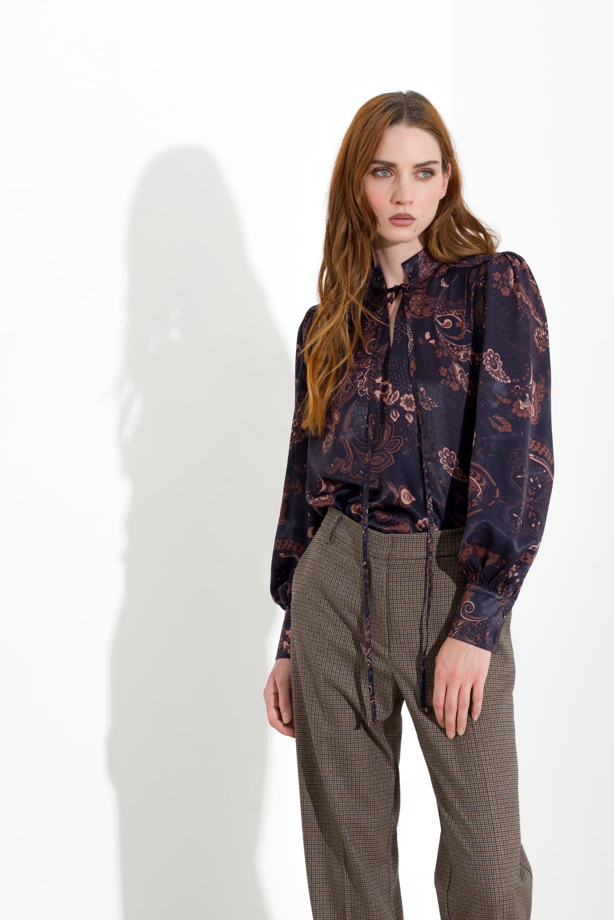 Blusa con scollo a goccia - Compagnia Italiana