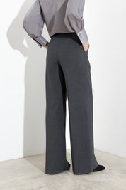 Pantaloni sartoriali a palazzo a vita alta