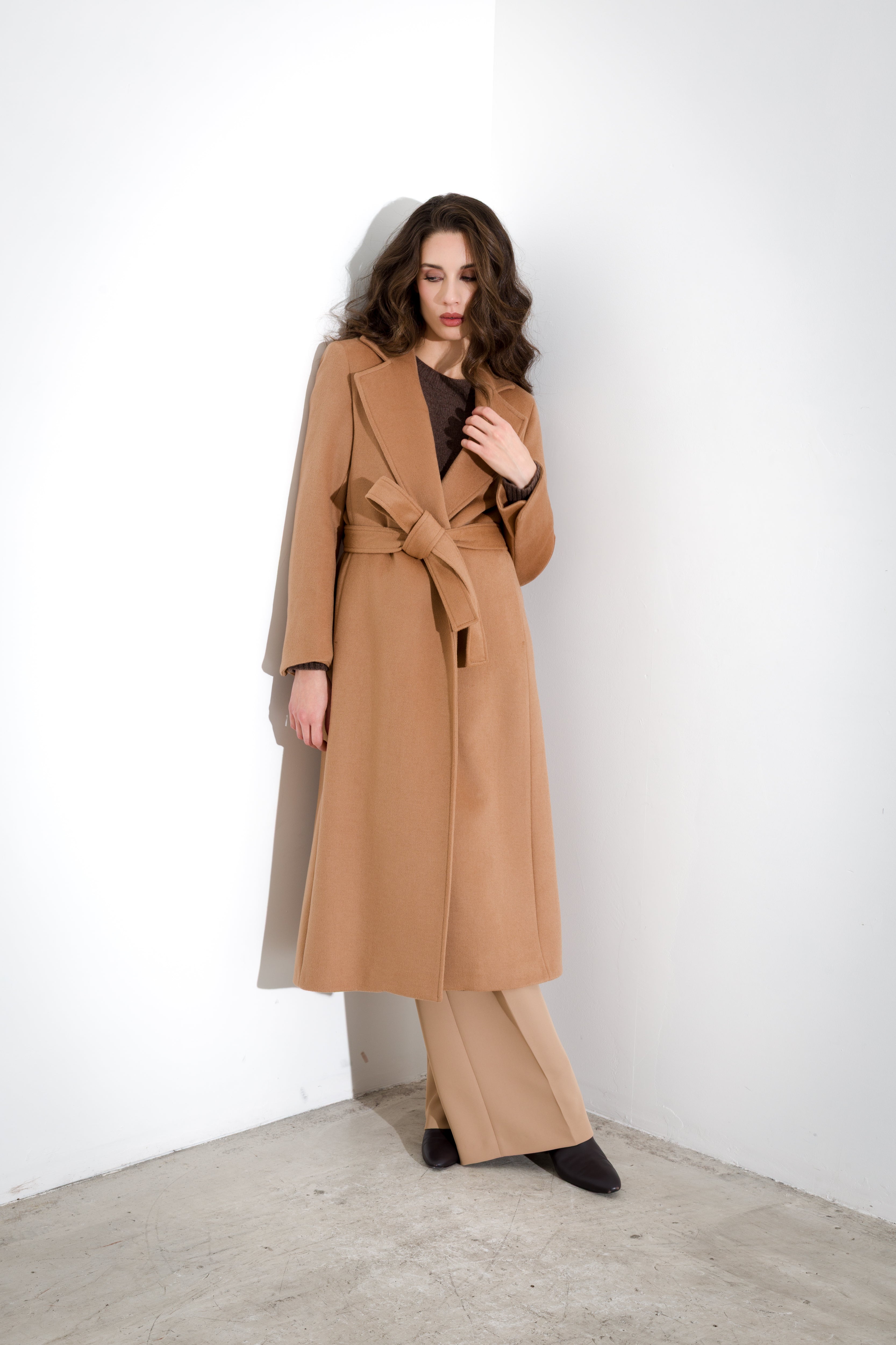 Cappotto in panno con cintura