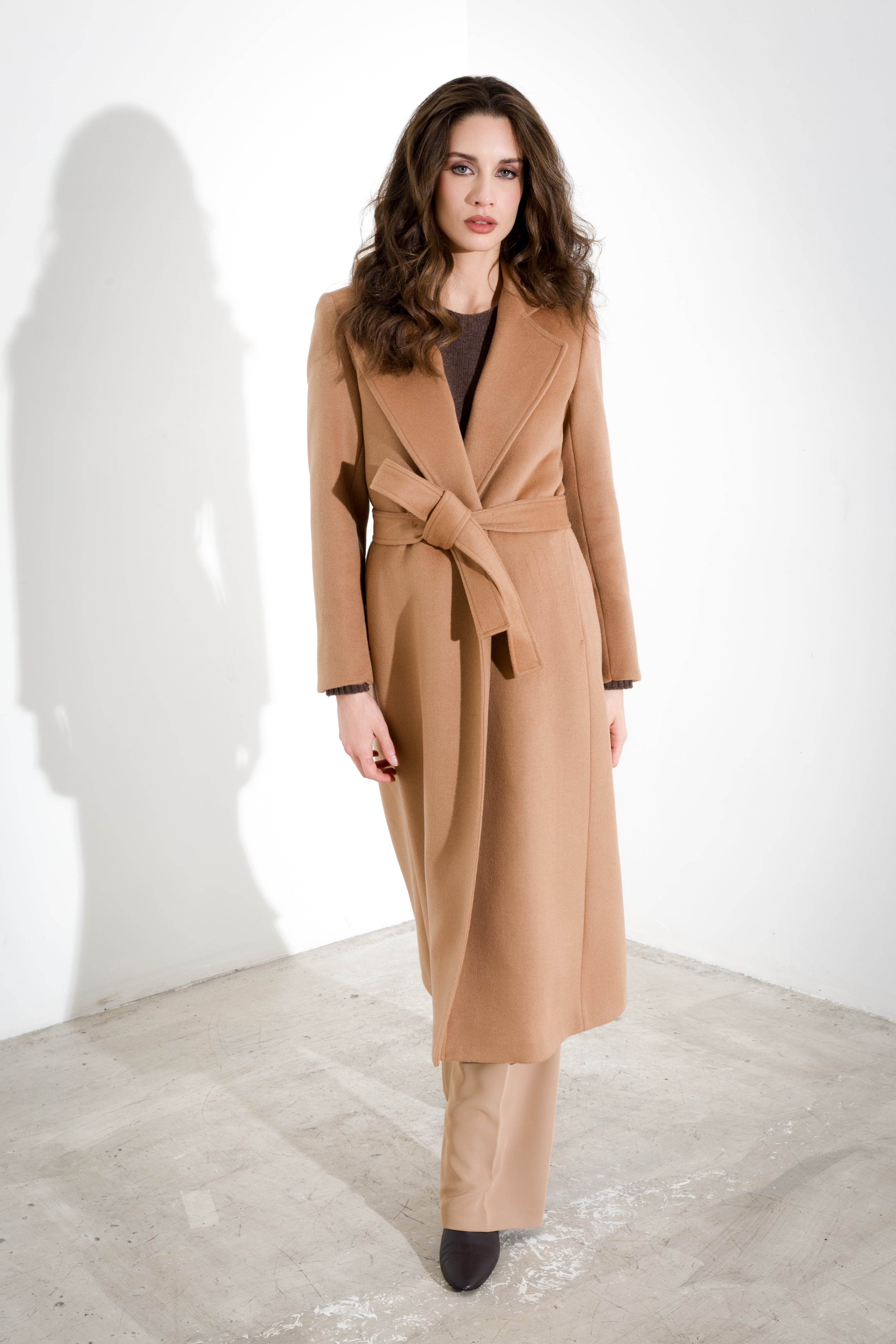 Cappotto in panno con cintura