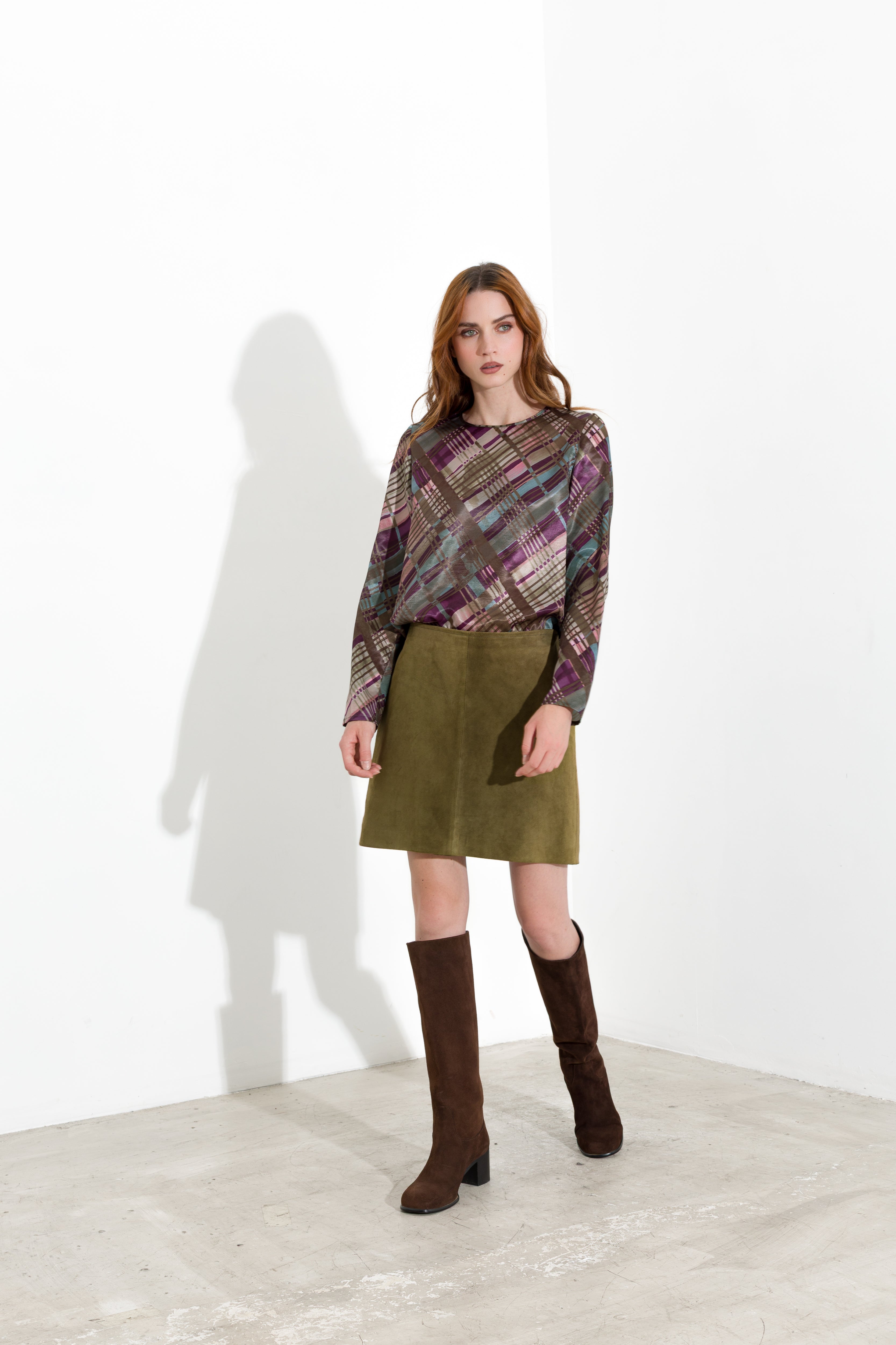 Minigonna in pelle scamosciata