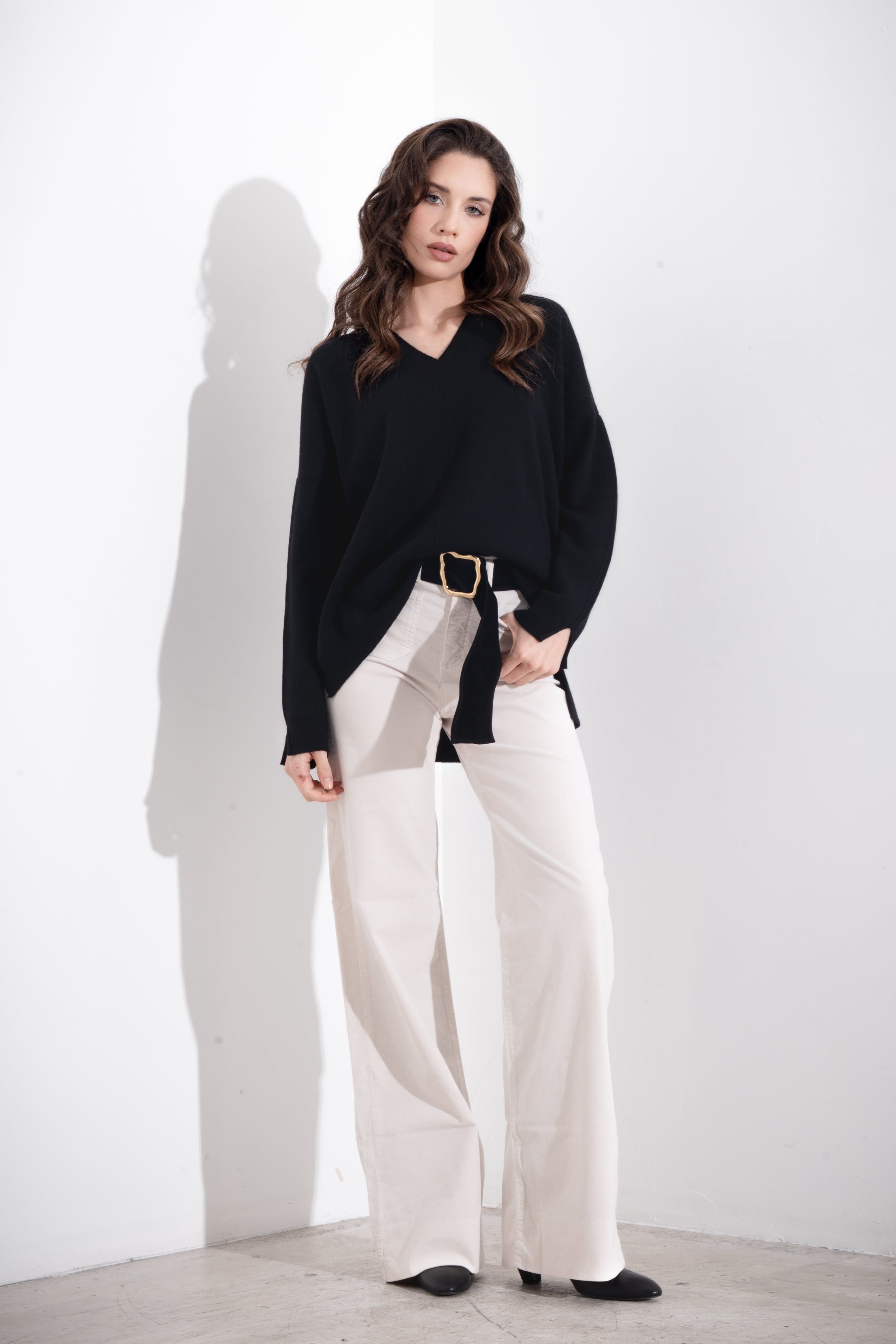 Maglia over scollo a V FRIENDLY SWEATER - Compagnia Italiana