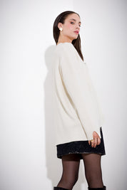Oversized V-neck sweater