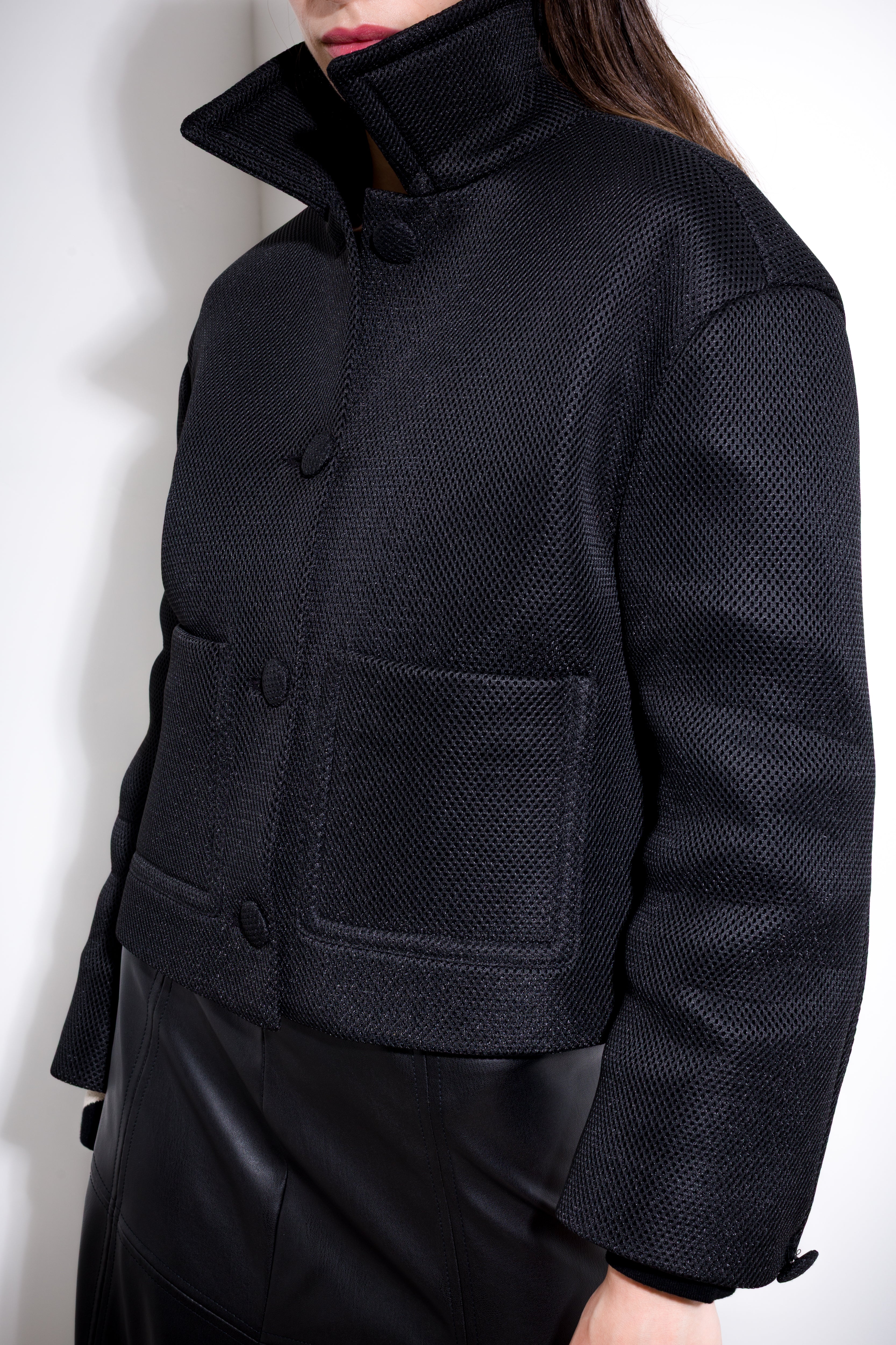 Short jacket in double mesh