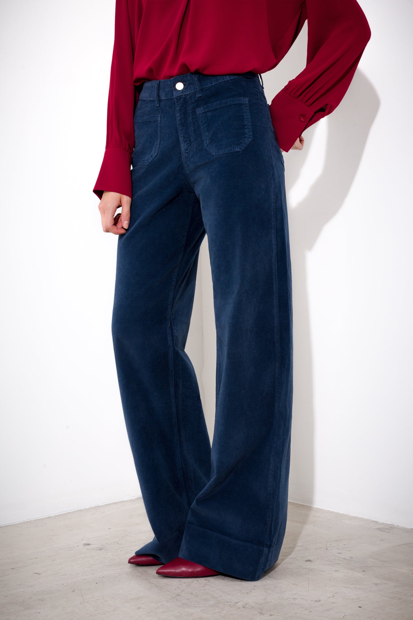 Straight velvet trousers