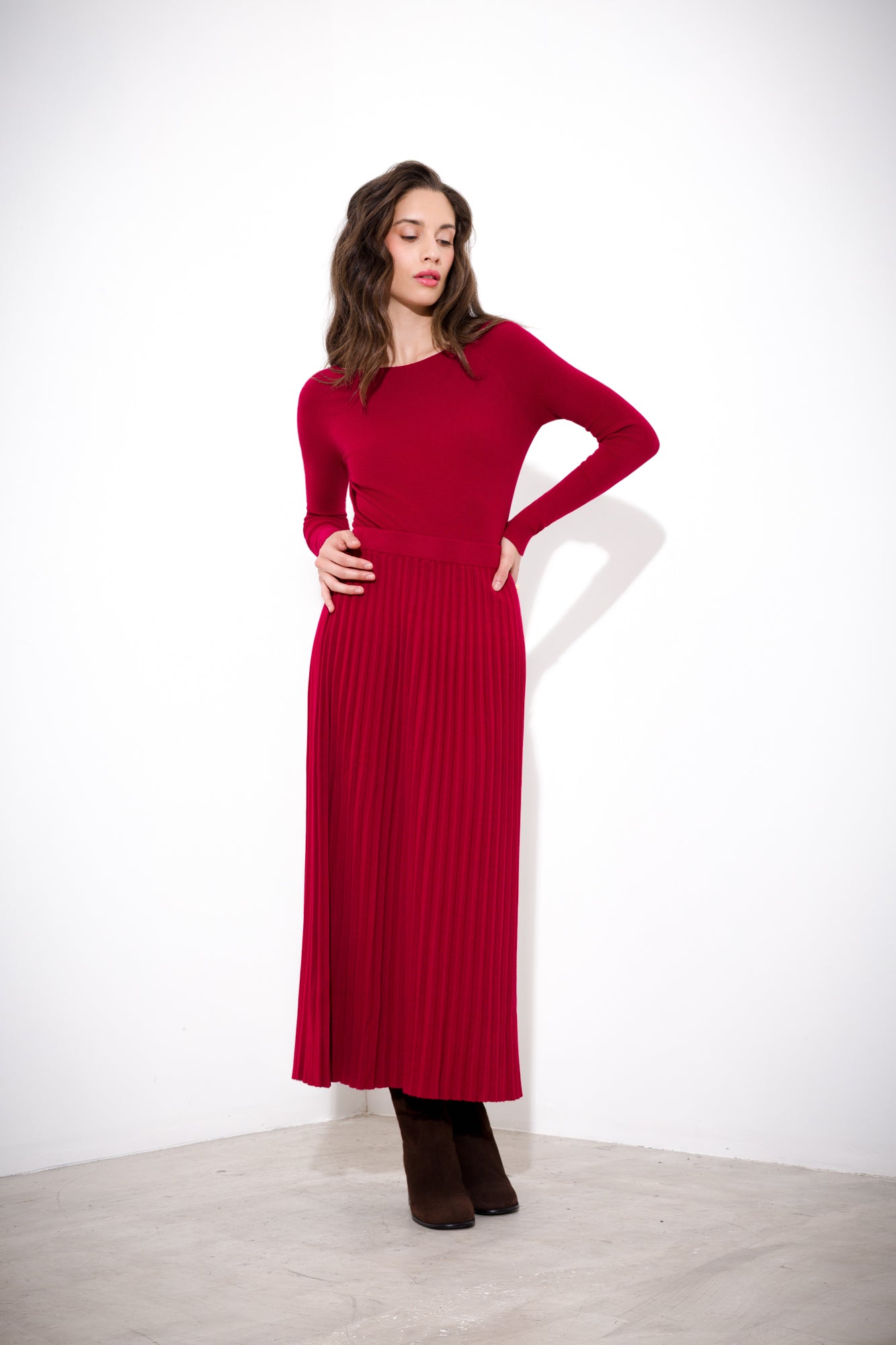 Pleated viscose skirt