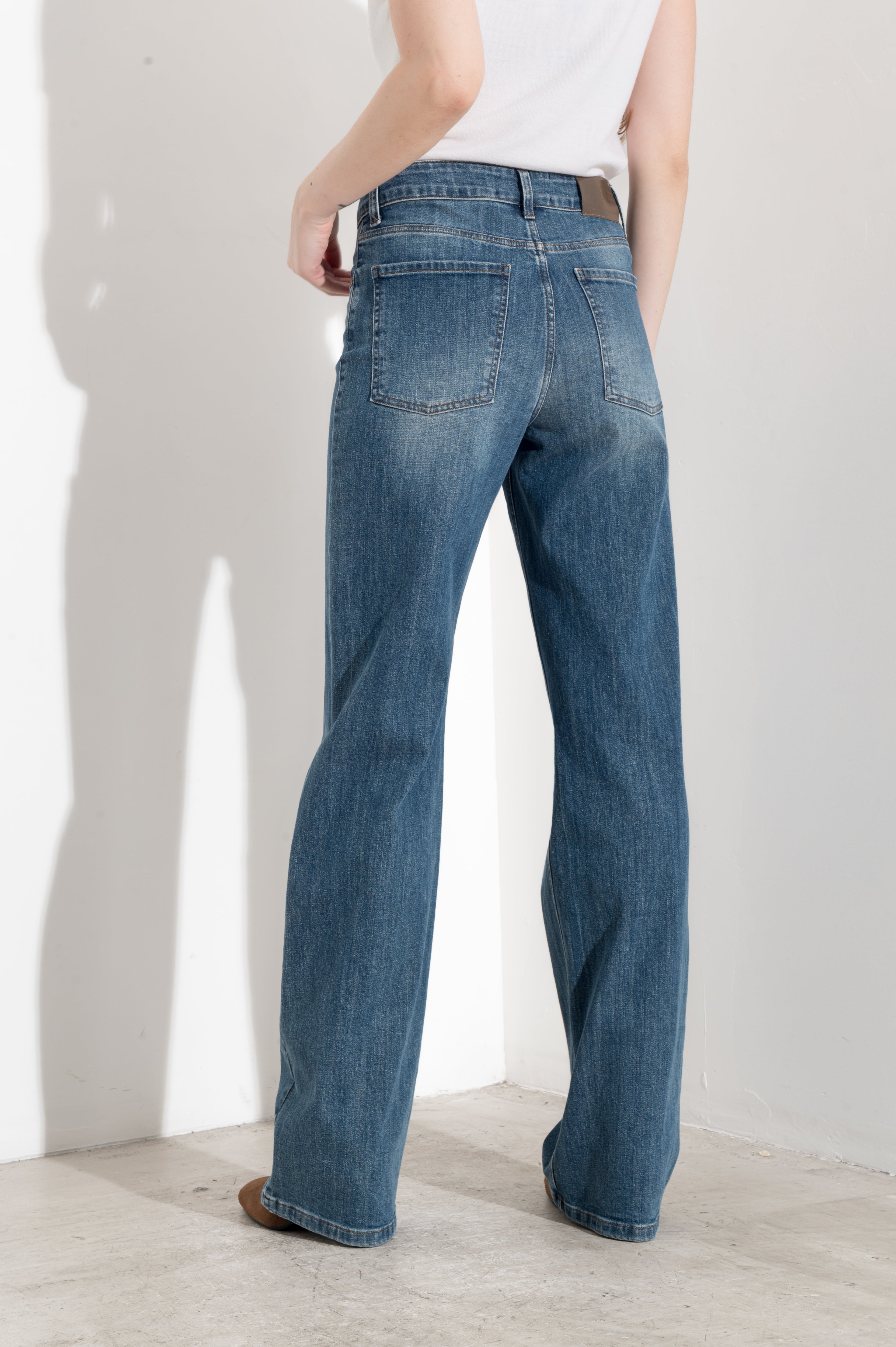 Jeans dritti in denim delave