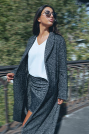 Short tweed skirt