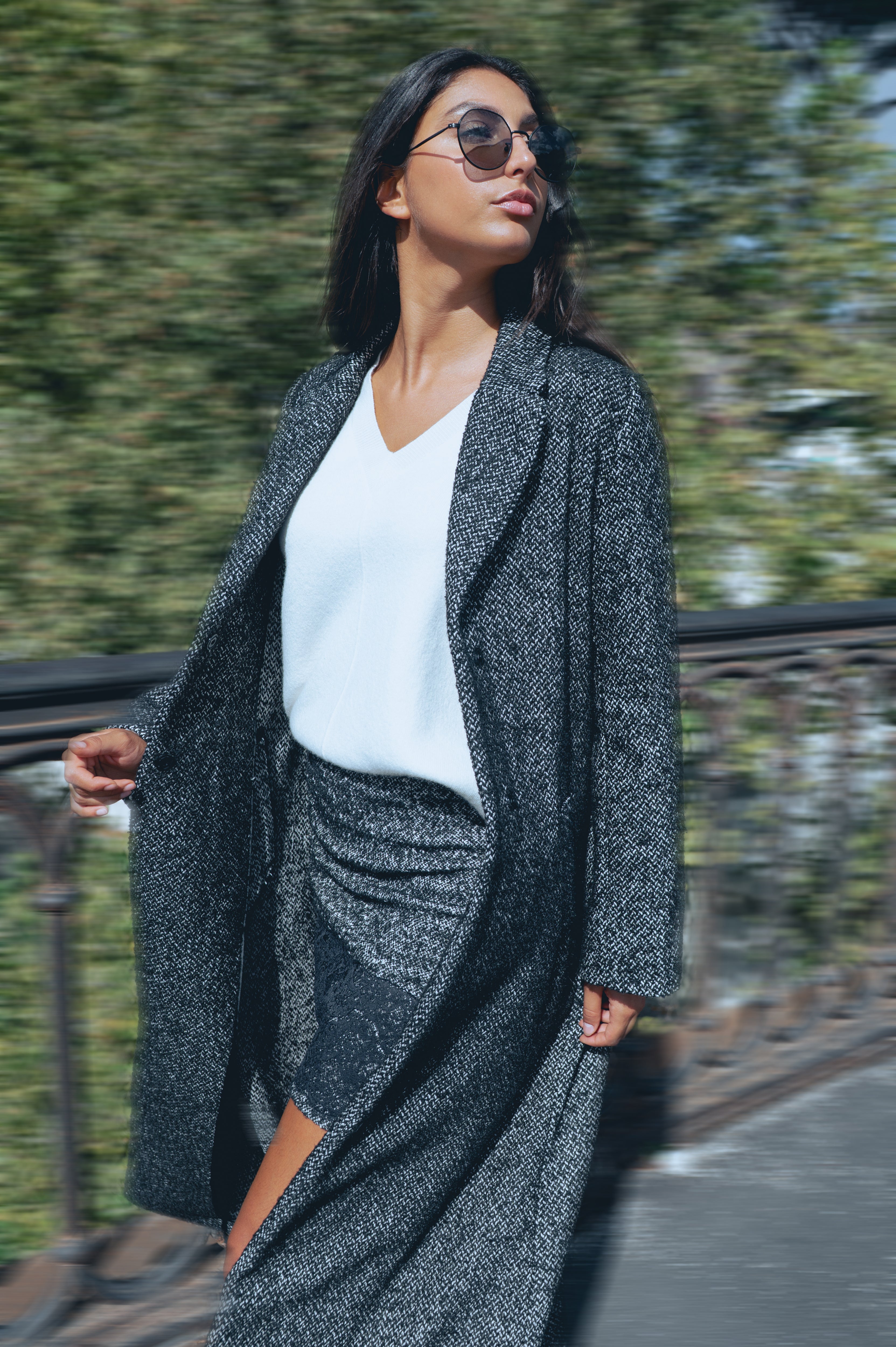 Short tweed skirt