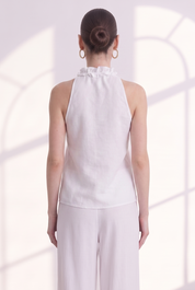 Top con scollo volants