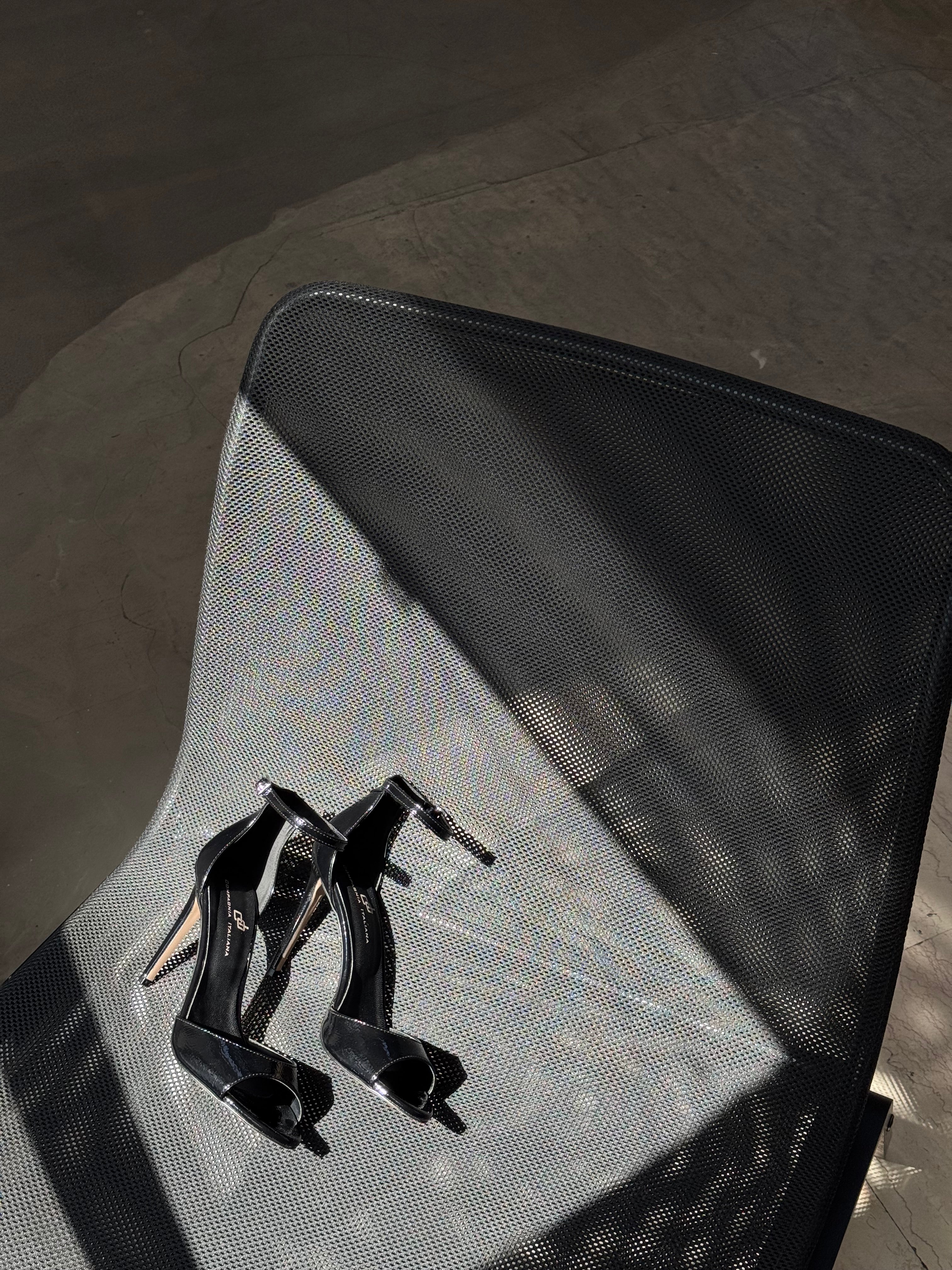 Open-toe sandal