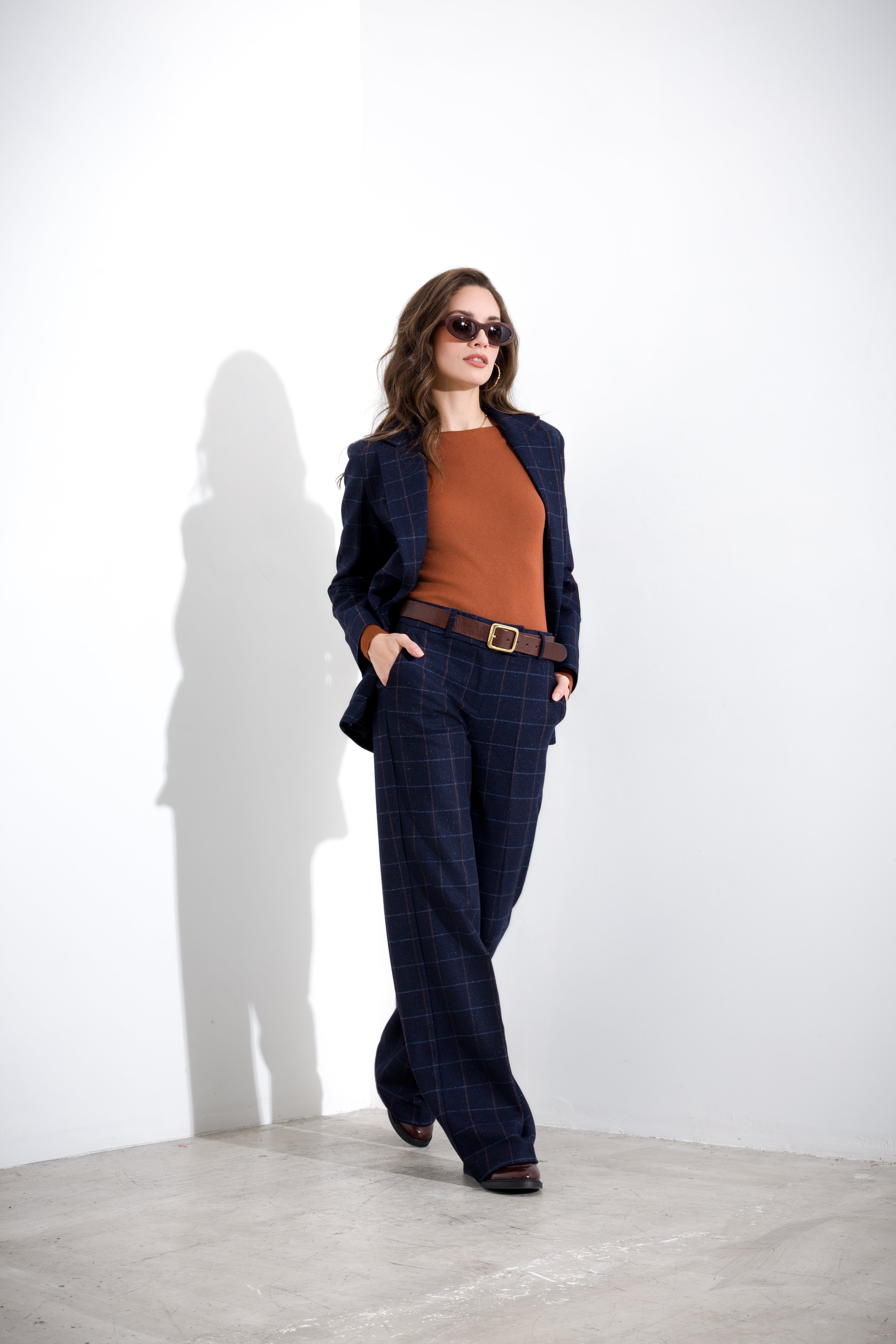 Ribbed boat neck sweater