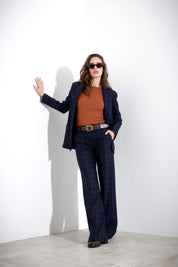 Ribbed boat neck sweater