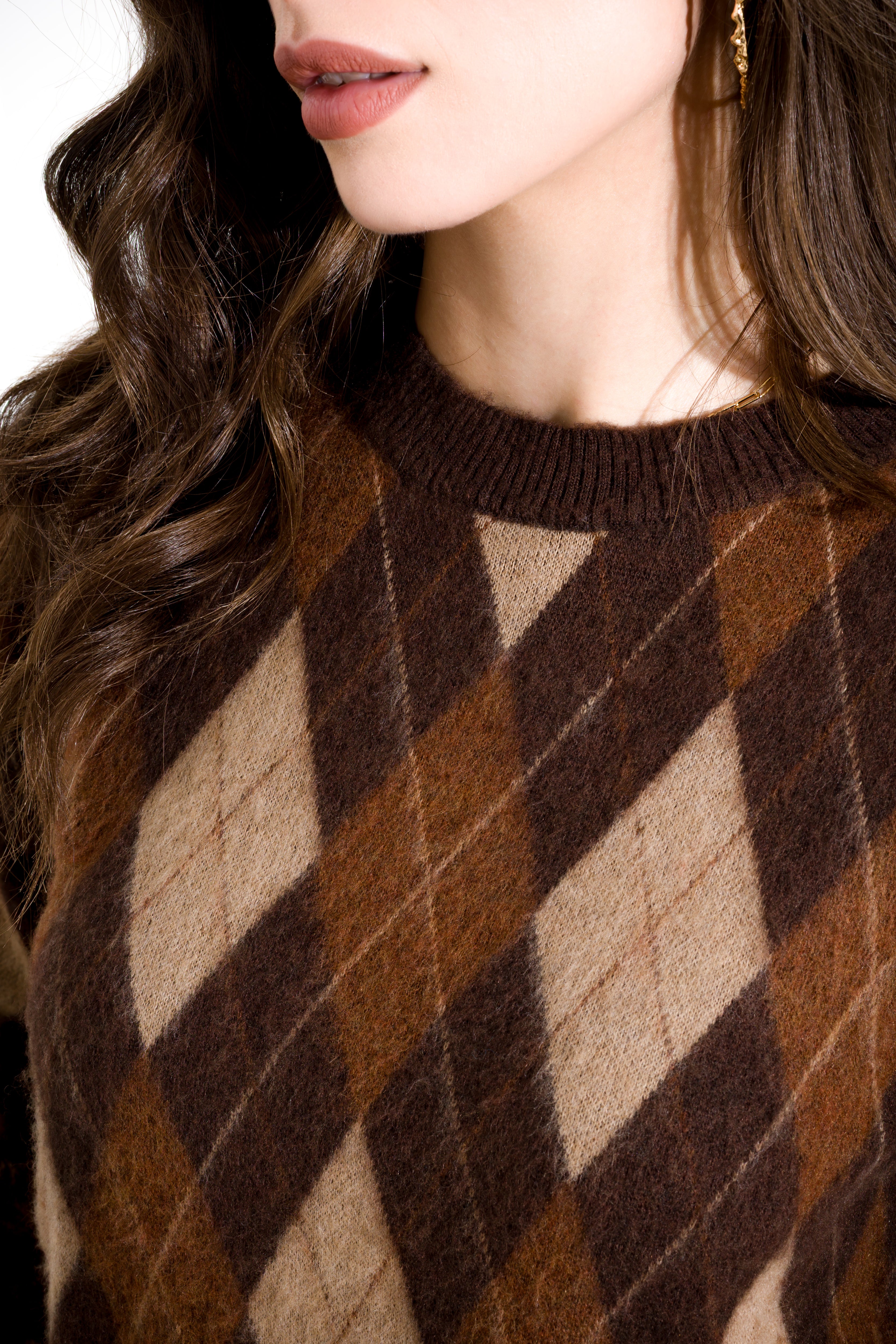 Crew neck diamond sweater