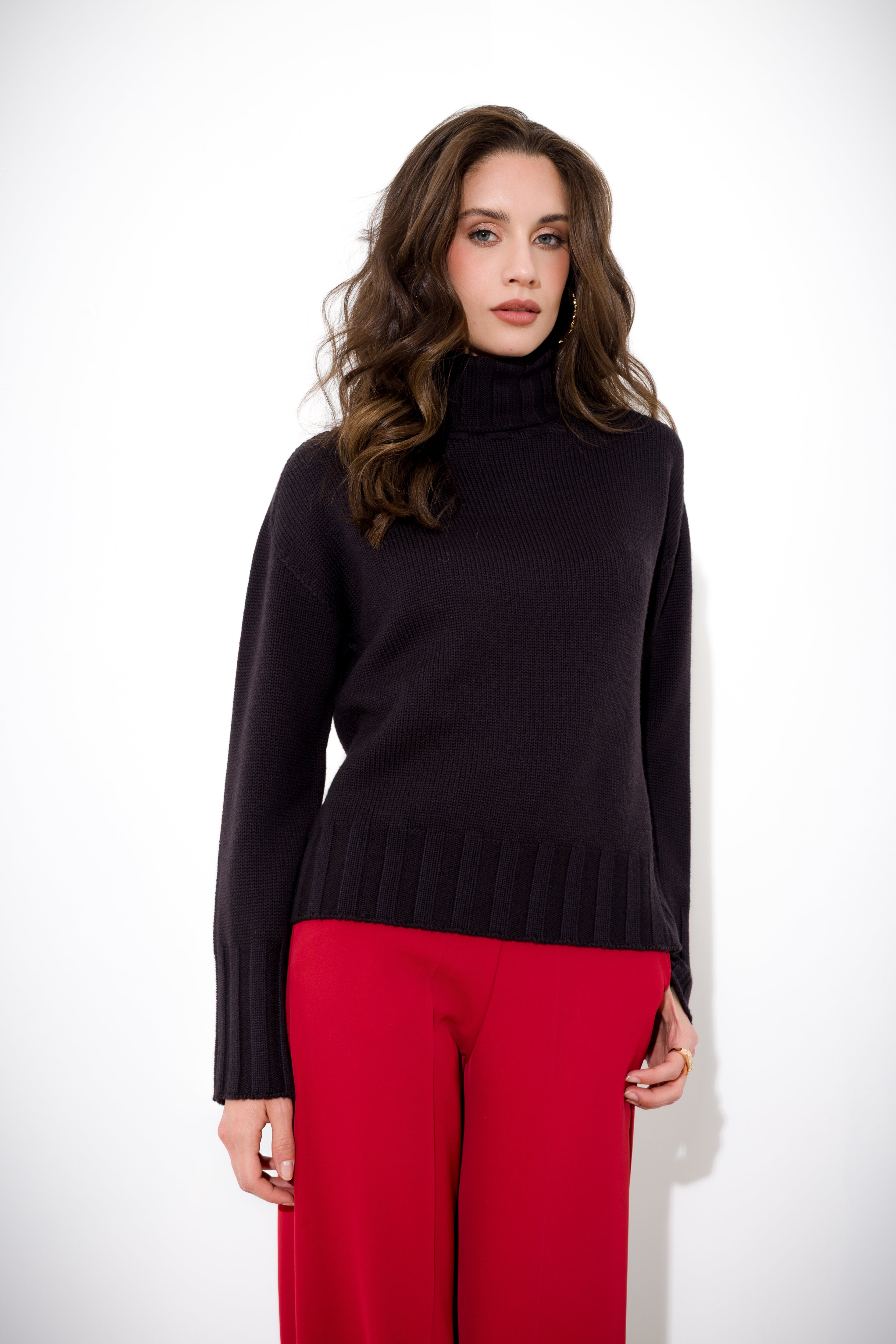 Sessionestudio-1303_c69e1884-7b5f-458f-8dc9-15f54941a38d.jpg