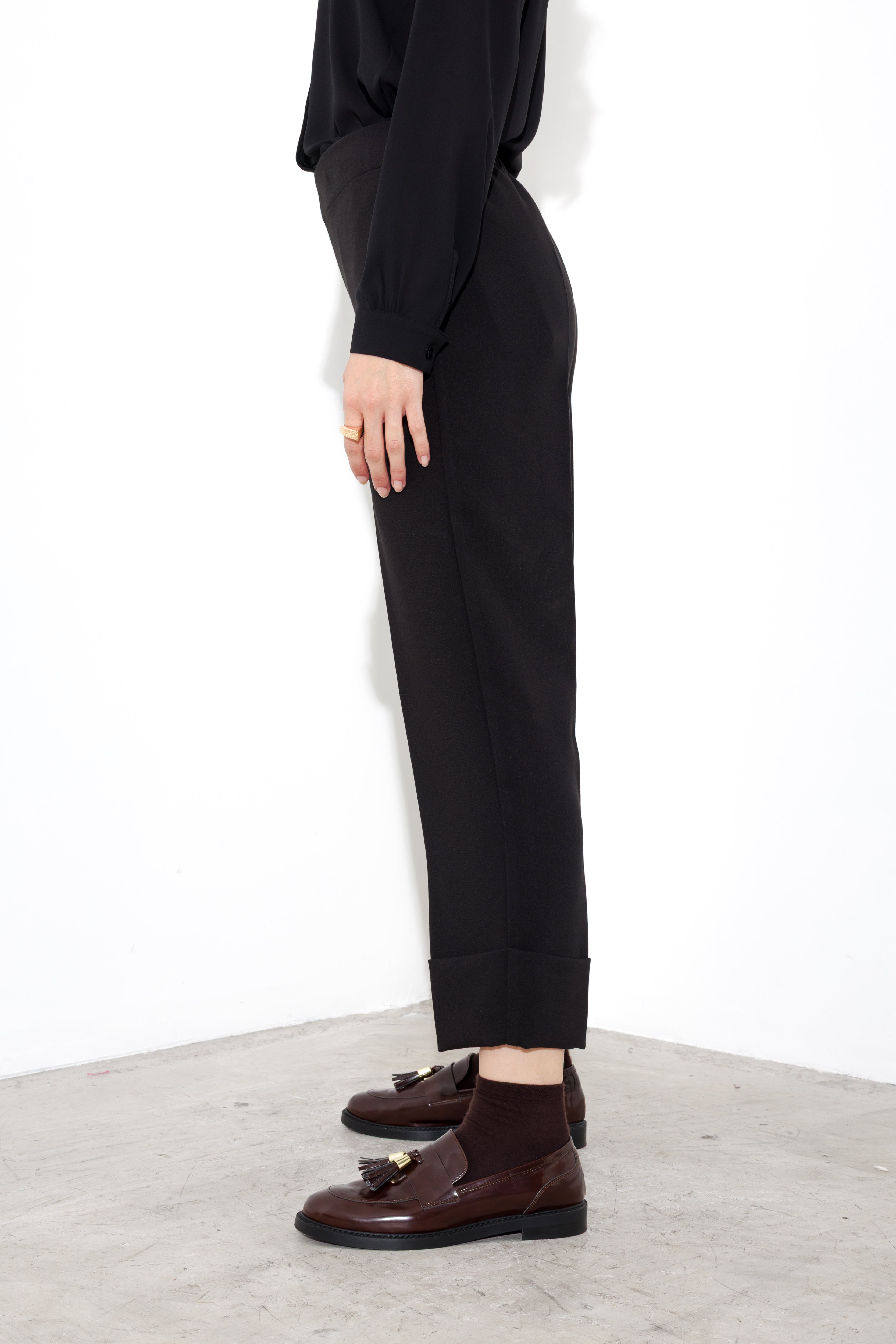 -C255-170_BLACK