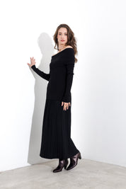 Pleated viscose skirt