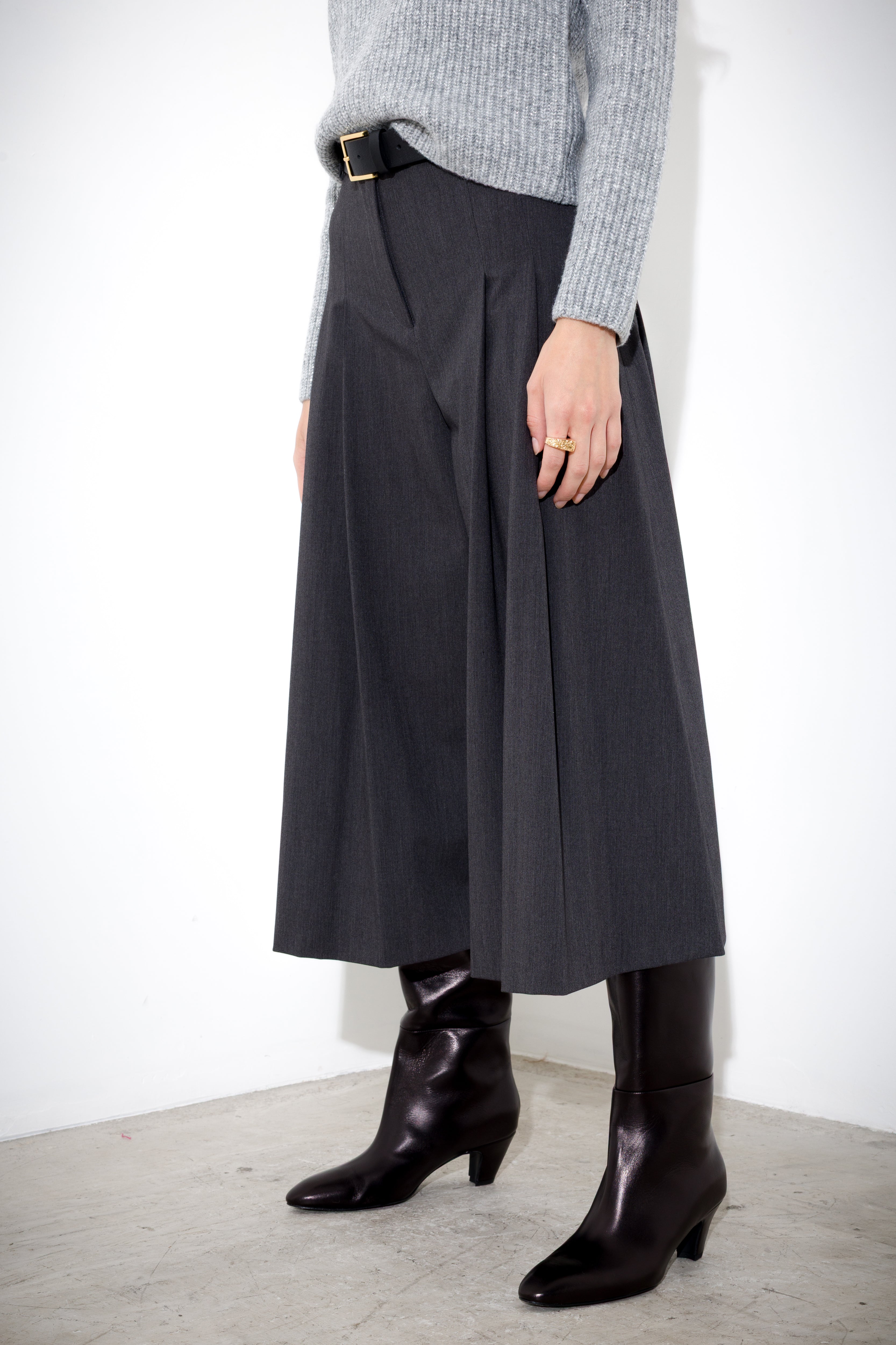 Gonna pantalone in tela lana
