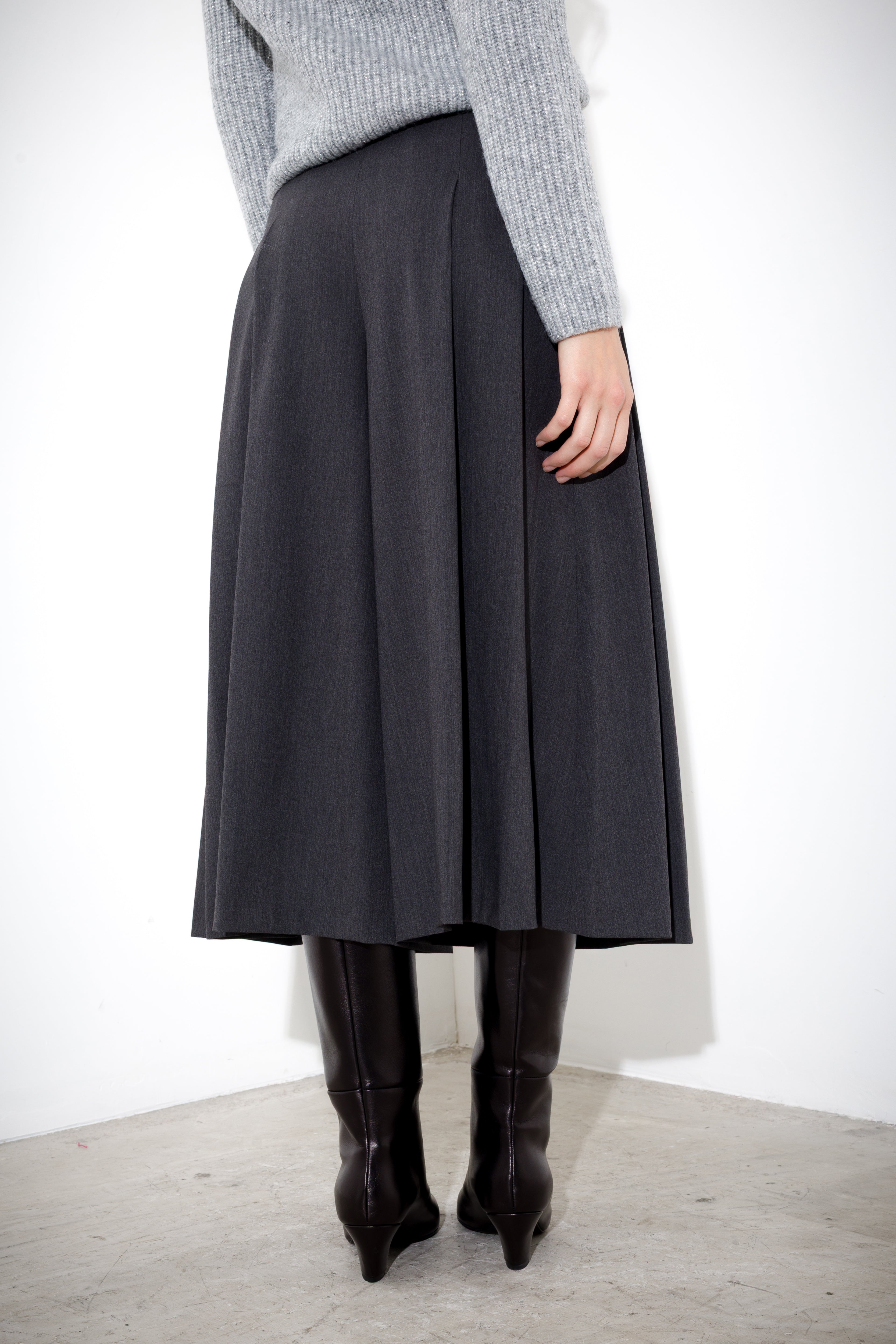 Gonna pantalone in tela lana