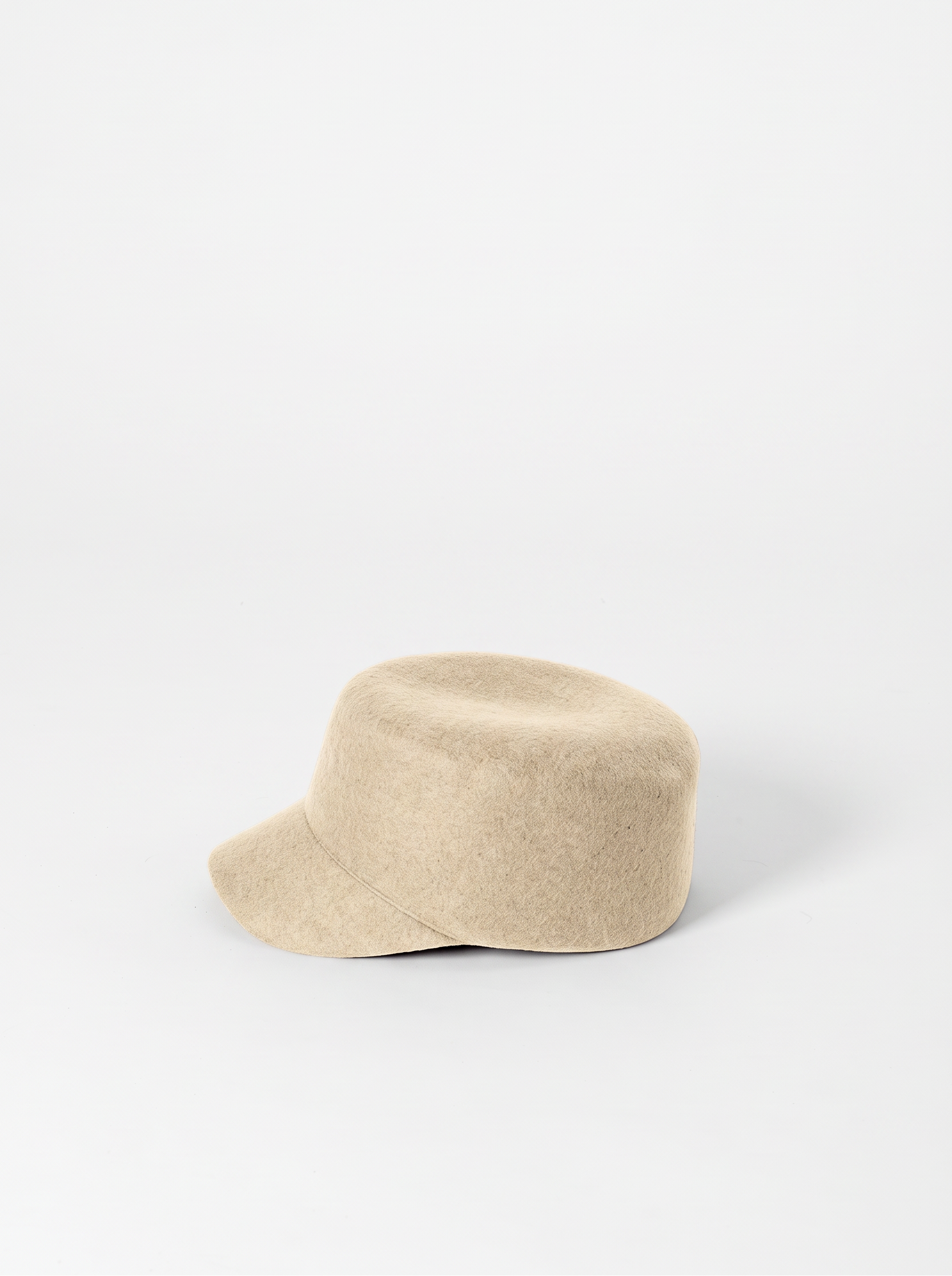 Cappello in feltro con visiera